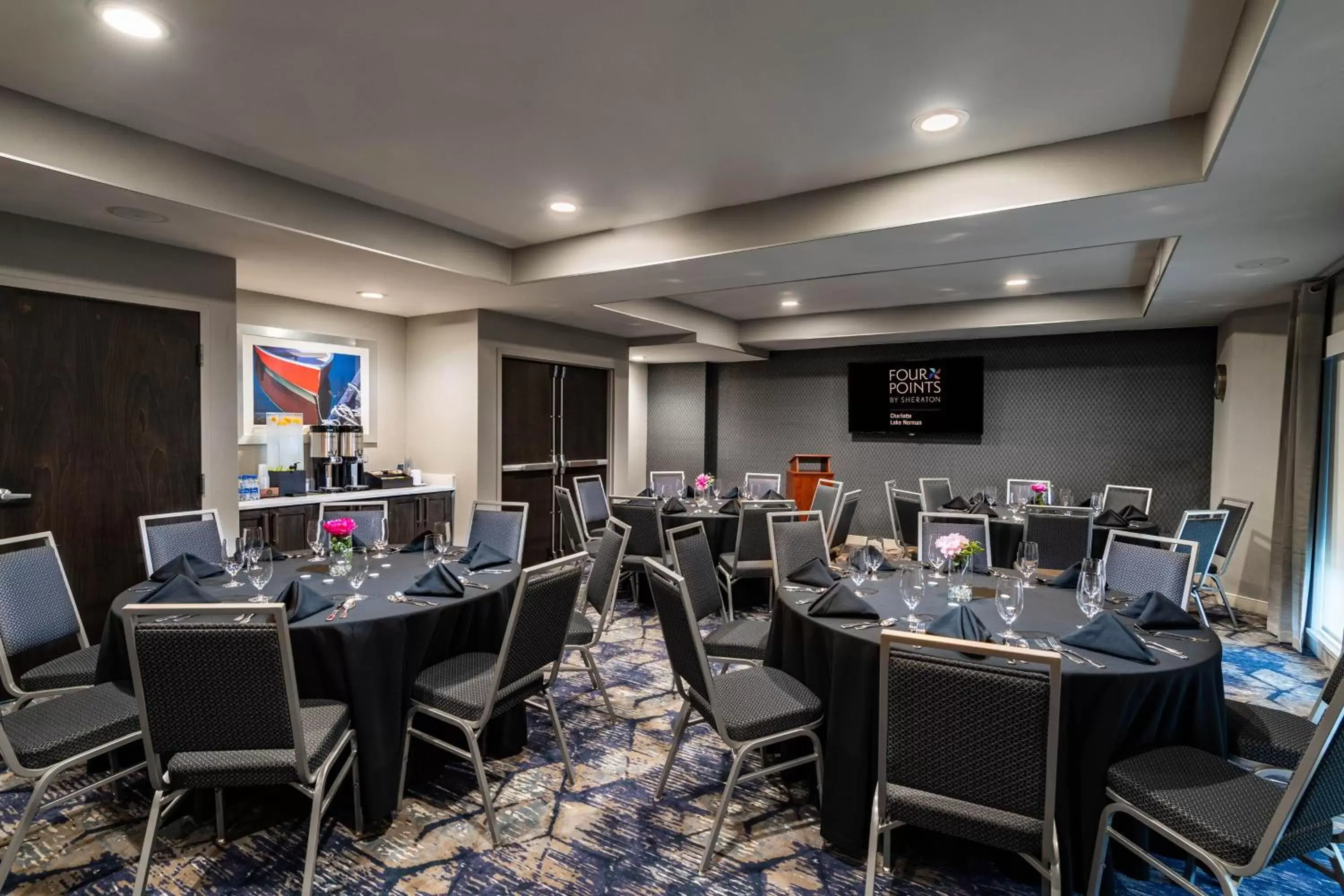 Meeting/conference room, Restaurant/Places to Eat in Four Points by Sheraton Charlotte - Lake Norman