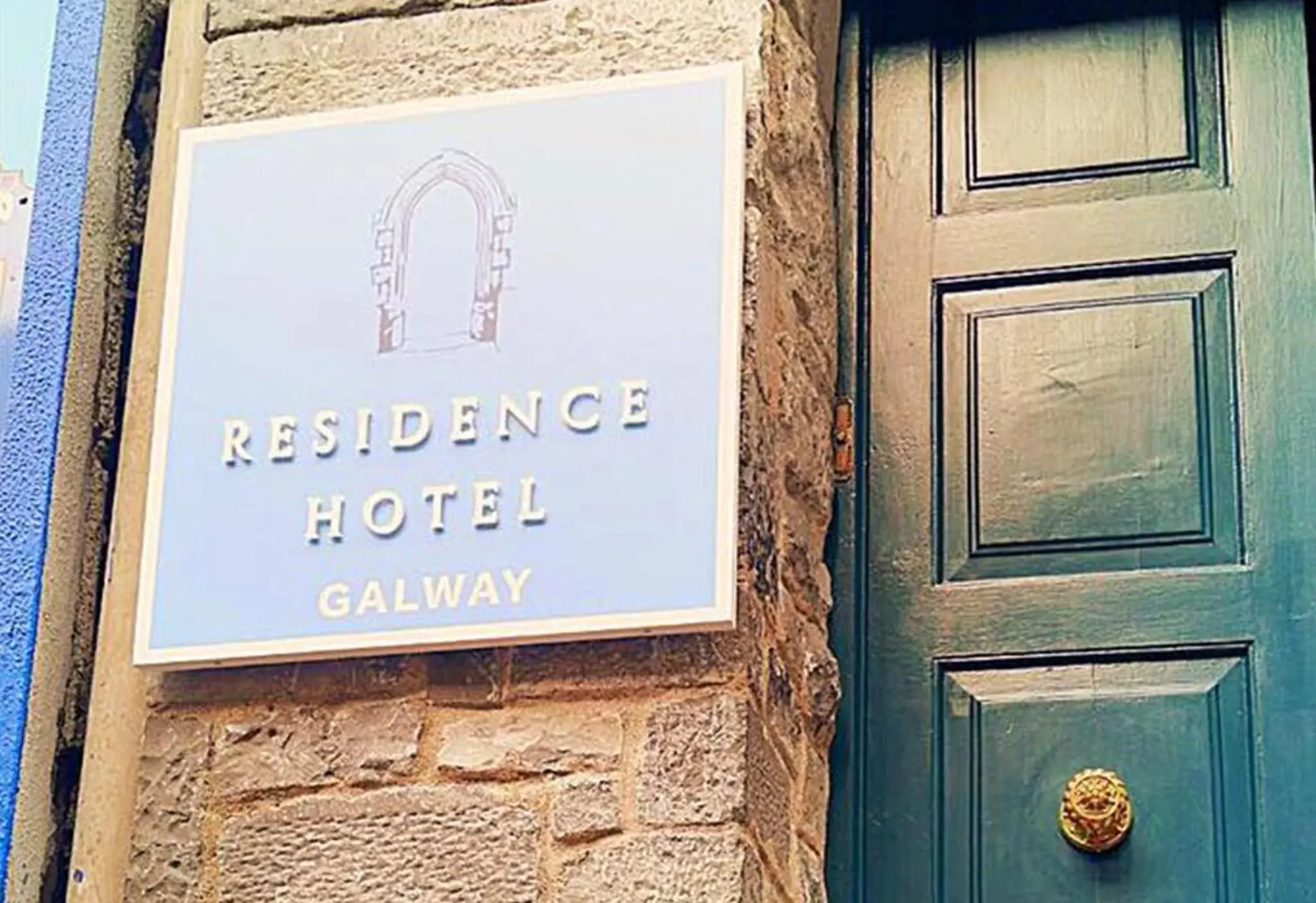 Facade/entrance, Property Logo/Sign in The Residence Hotel
