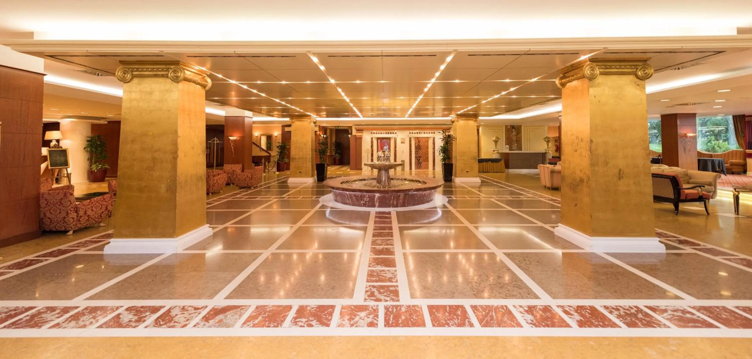 Lobby or reception in SHG Hotel Antonella
