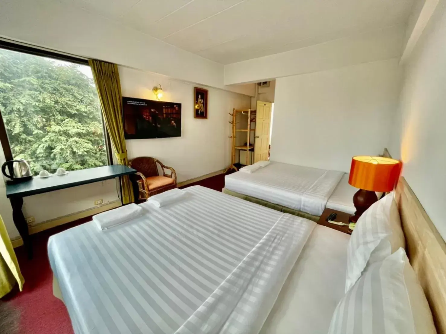 Bed in MANGO Lagoon Place Bed in MANGO Lagoon Place