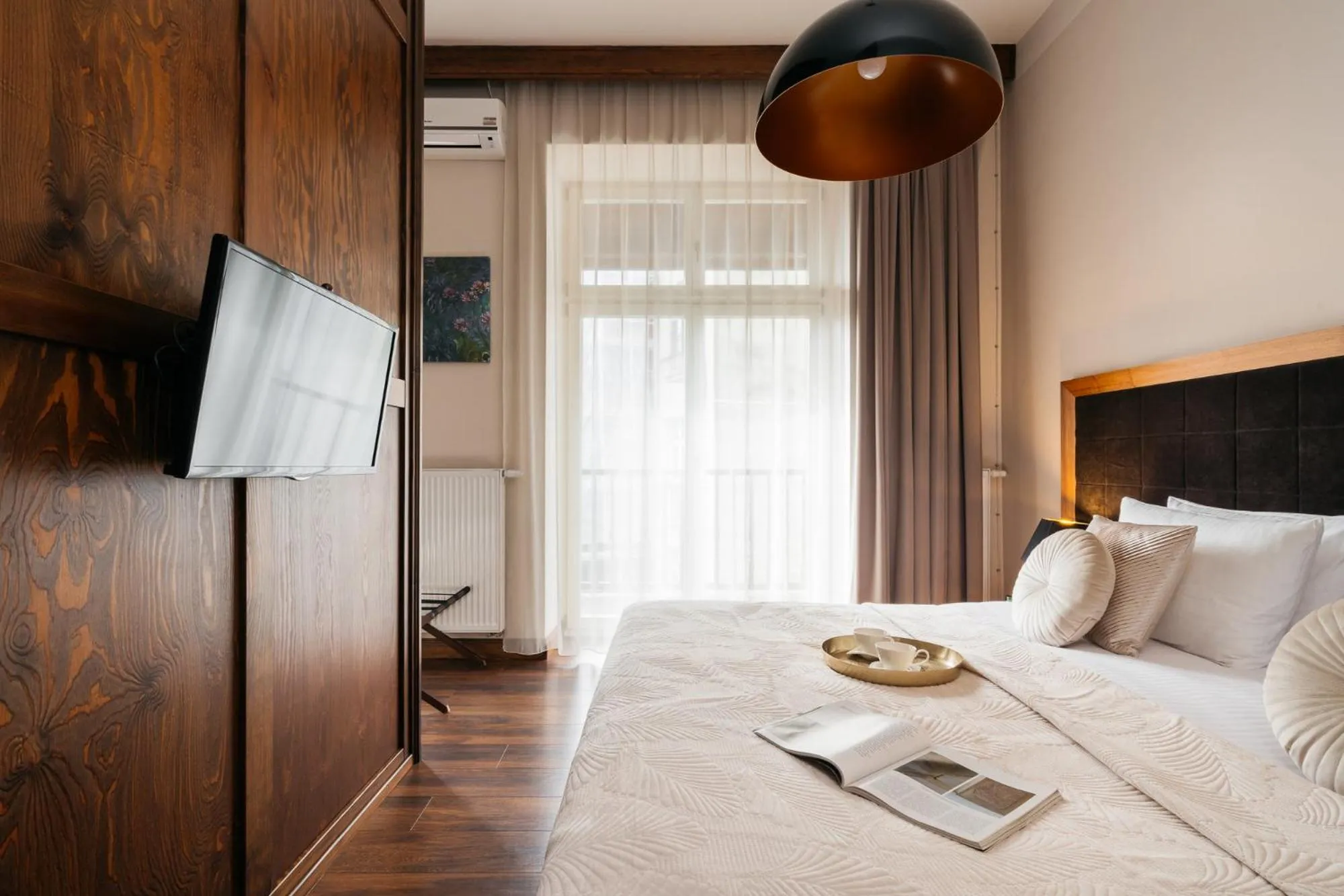 Bed in Topolowa Residence - LoftAffair Collection