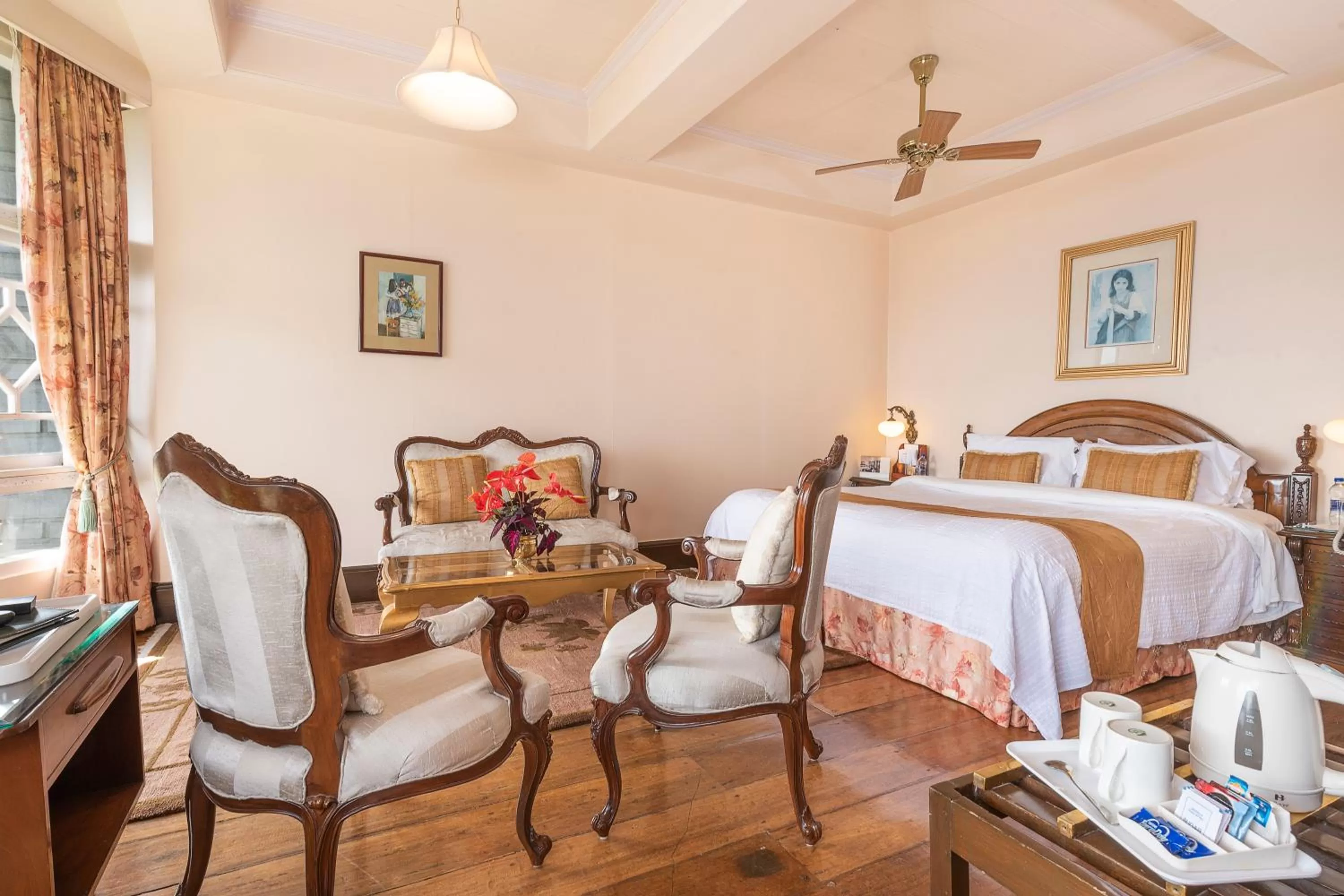 Bed in The Elgin Silver Oaks - Heritage Resort & Spa