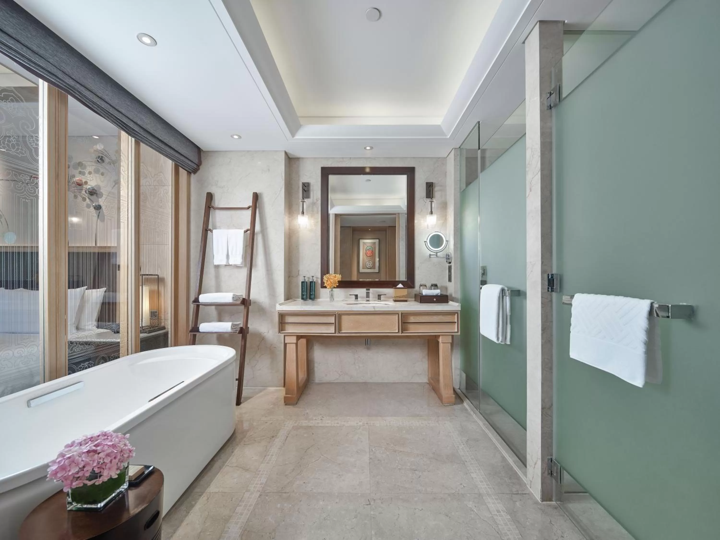 Photo of the whole room in Hilton Dali Resort & Spa