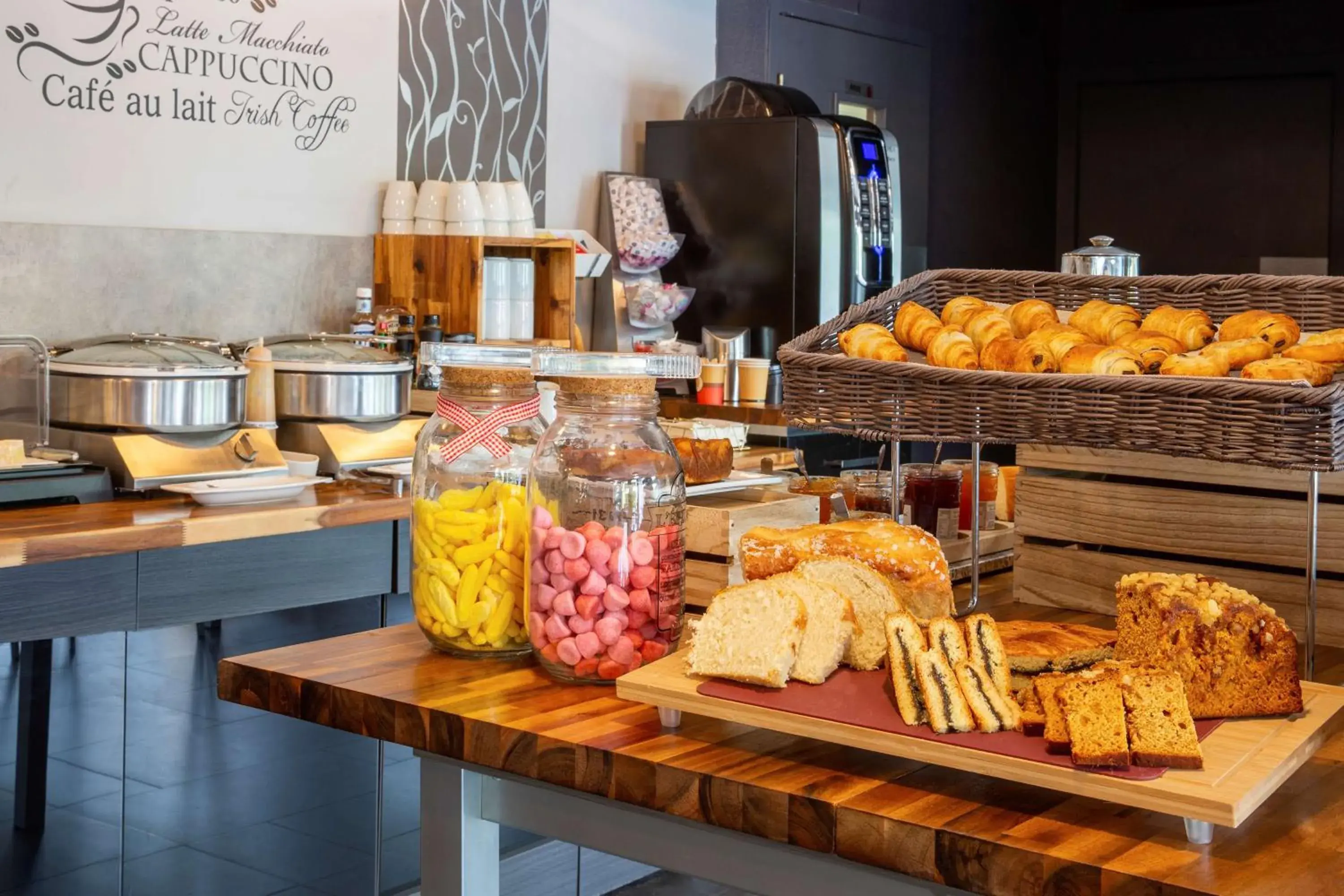 Breakfast, Food in Sure Hotel by Best Western Lille Tourcoing