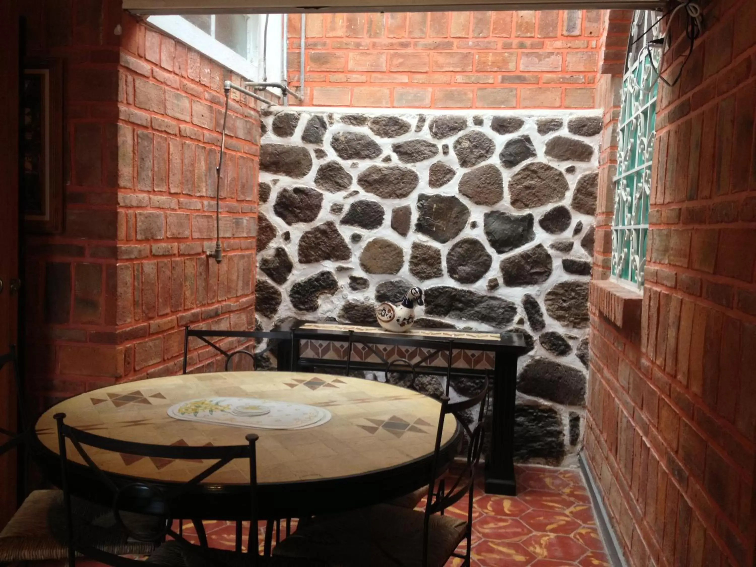 Dining Area in Mama Chuy Hotel & Villas