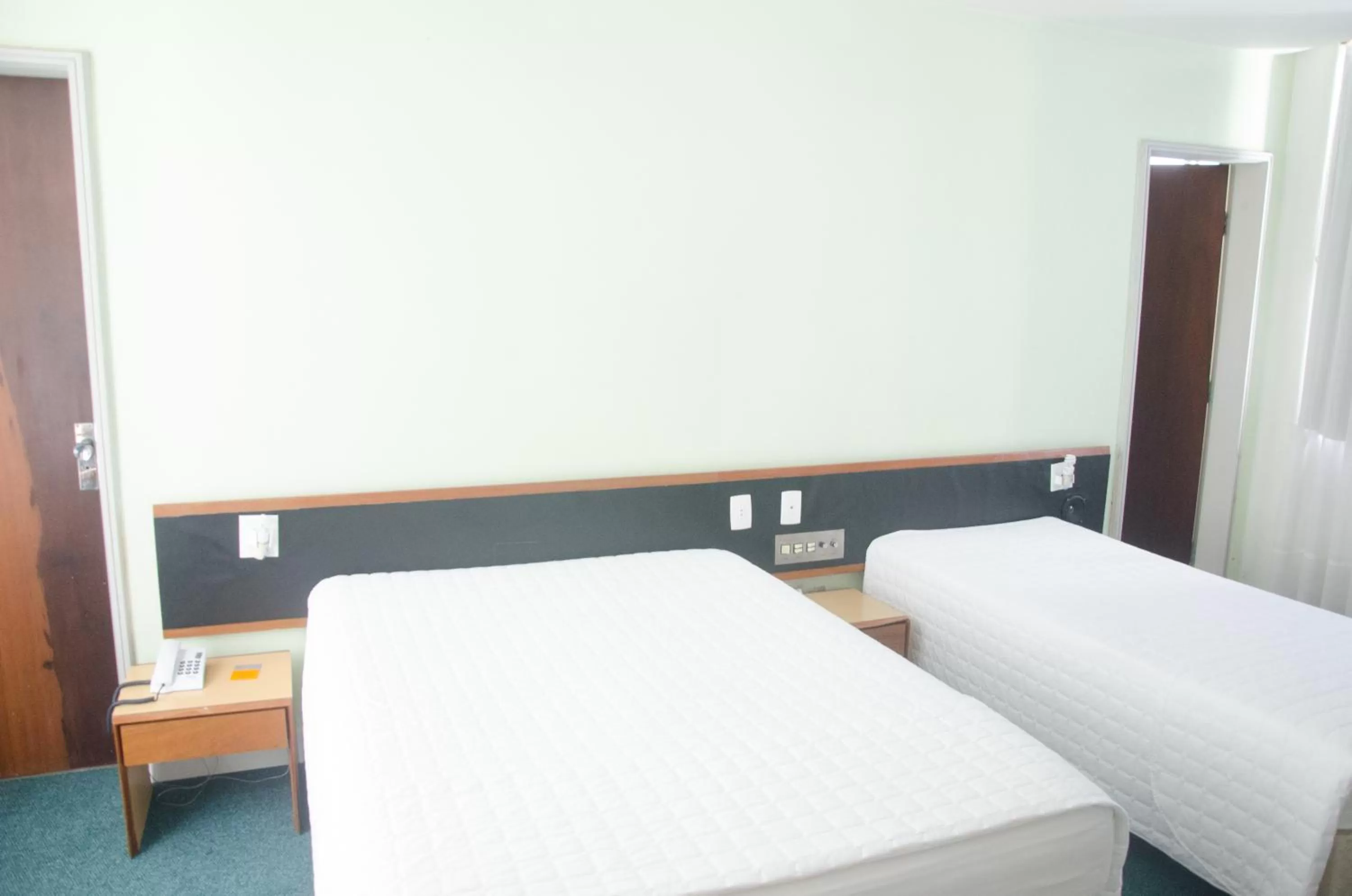 Bedroom, Bed in Rede Andrade San Martin