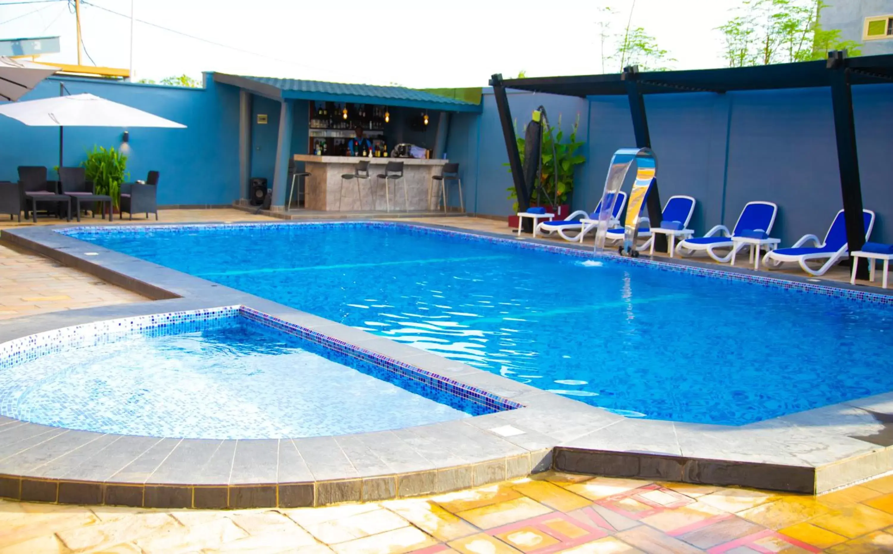 Lounge or bar, Swimming Pool in Hotel La Casa Cielo