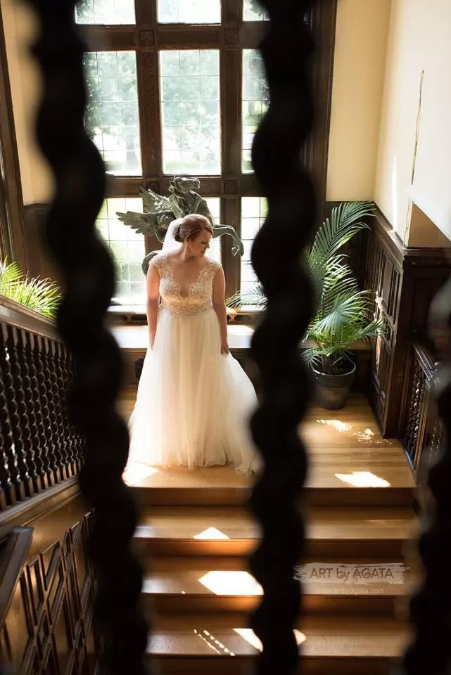 Guests in Grey Gables Inn