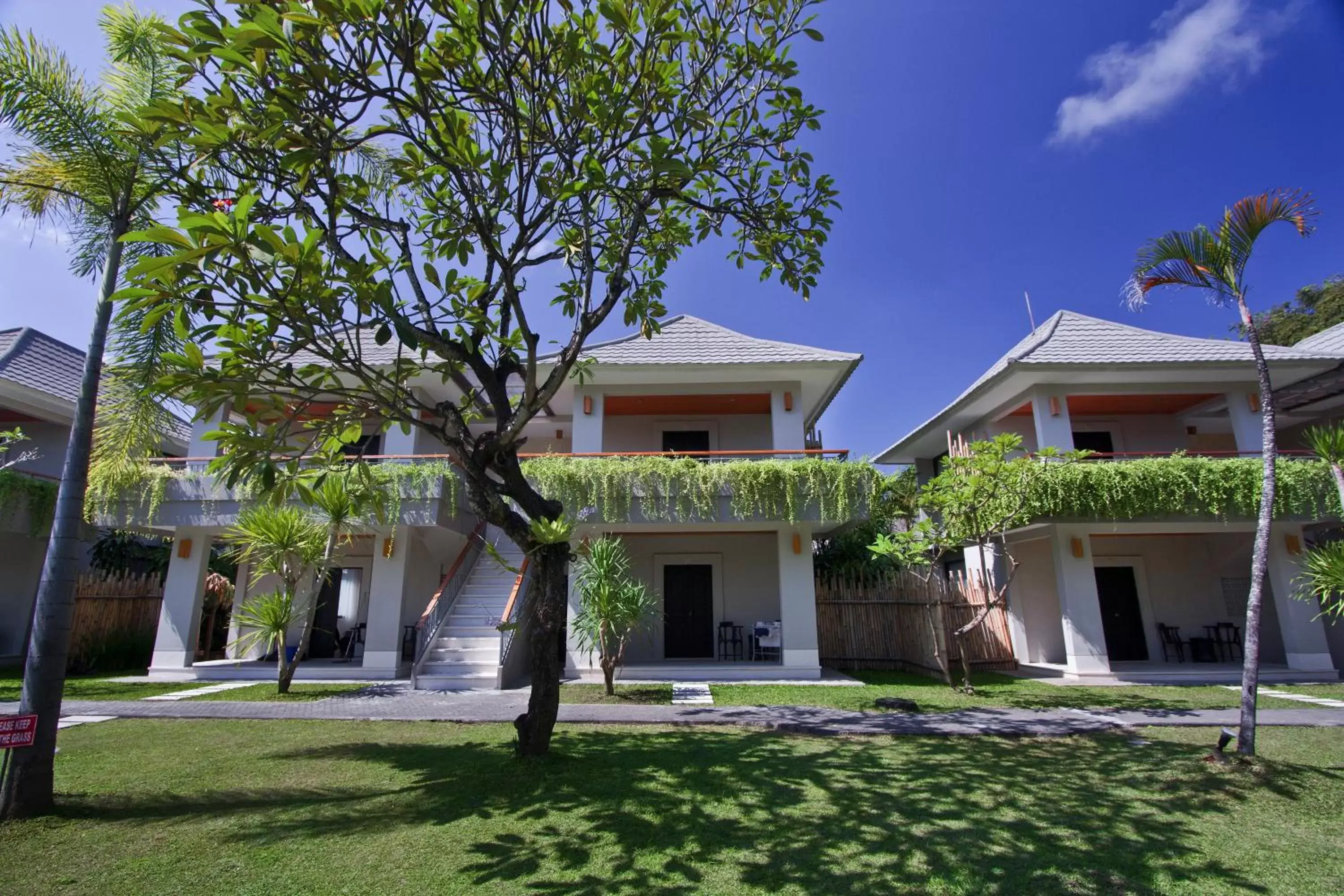 Garden, Property Building in Dewi Sri Hotel