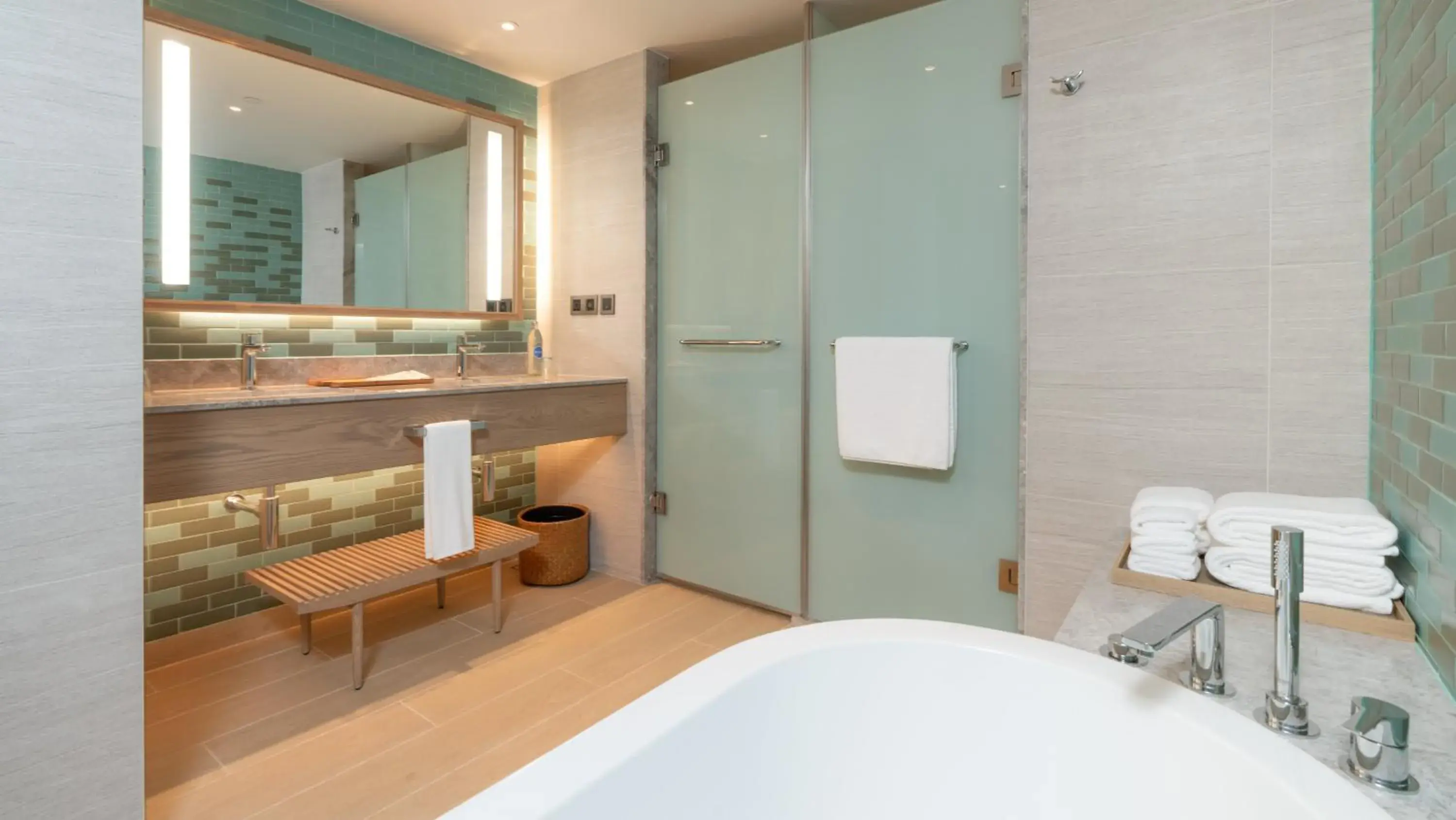 Photo of the whole room, Bathroom in Holiday Inn Resort Samui Bophut Beach, an IHG Hotel