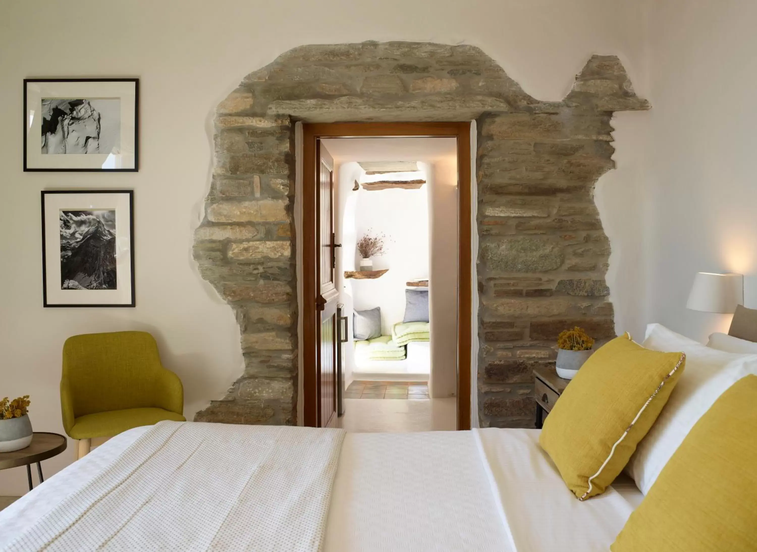 Bed in Aeolis Tinos Suites Bed in Aeolis Tinos Suites