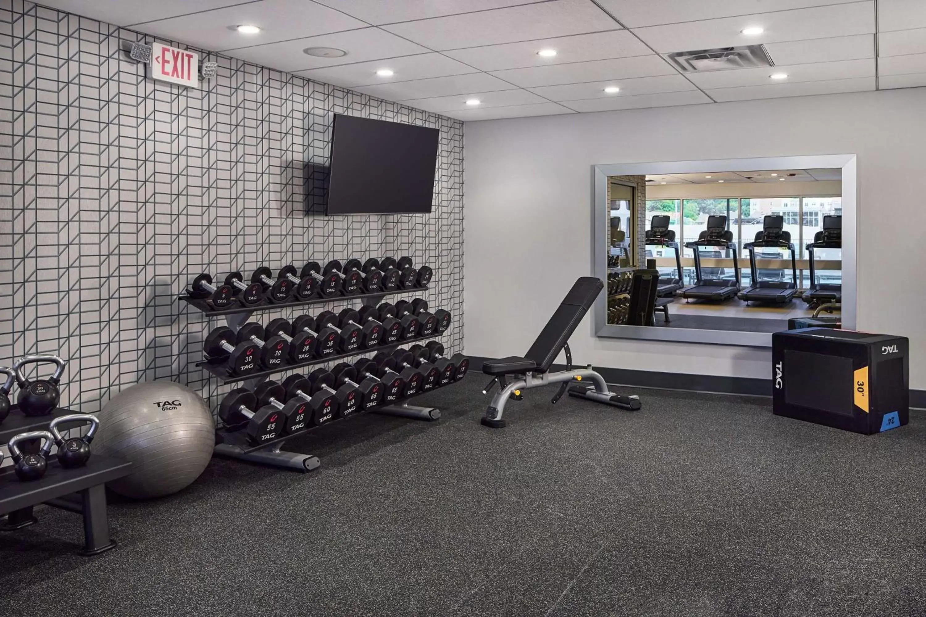 Fitness centre/facilities, Fitness Center/Facilities in Hilton Kansas City Country Club Plaza