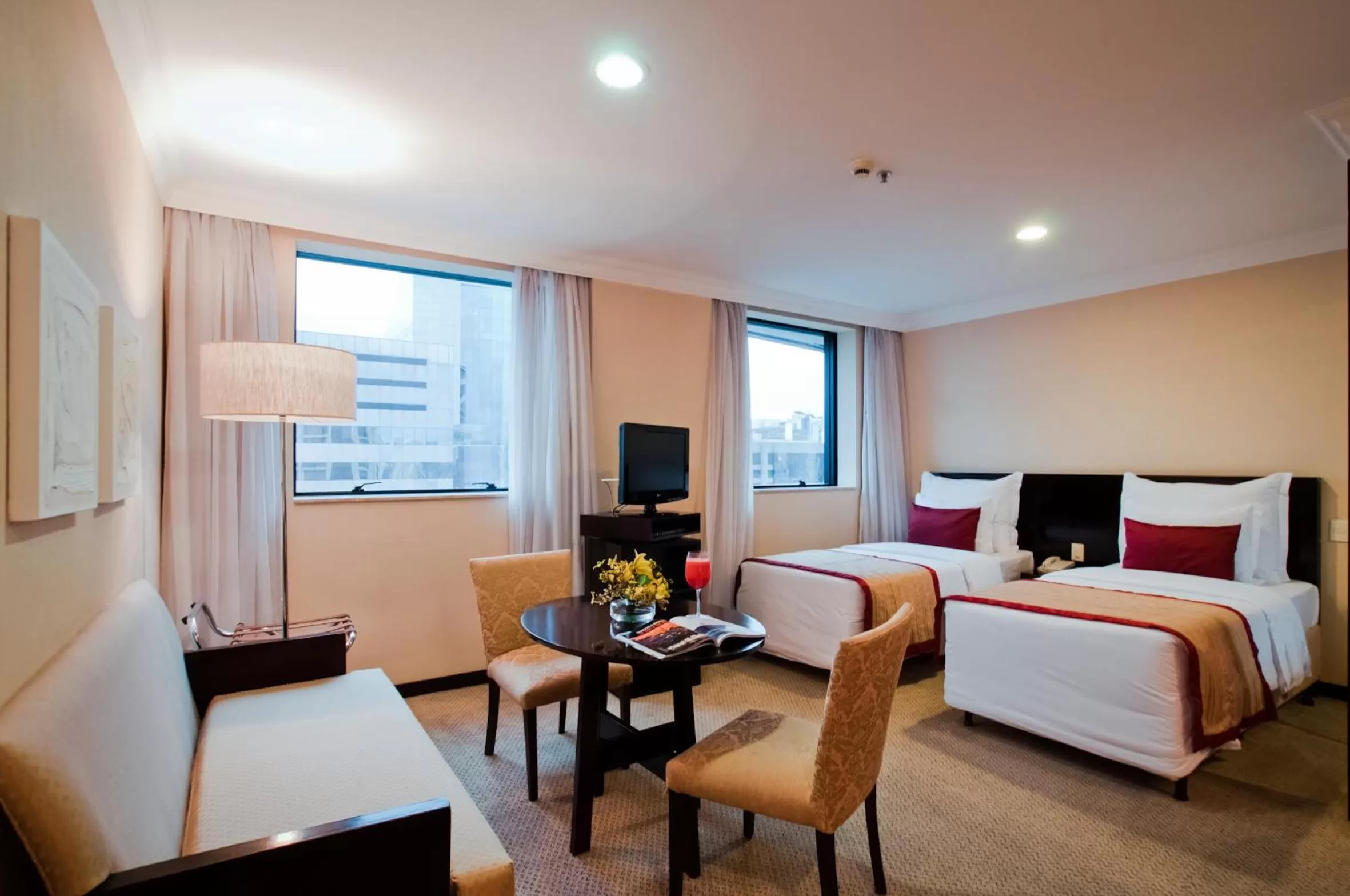 Photo of the whole room, Bed in Blue Tree Premium Faria Lima