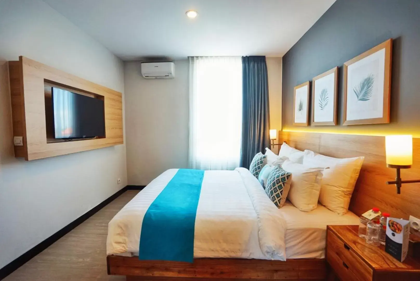 Bedroom, Bed in The Cakra Hotel