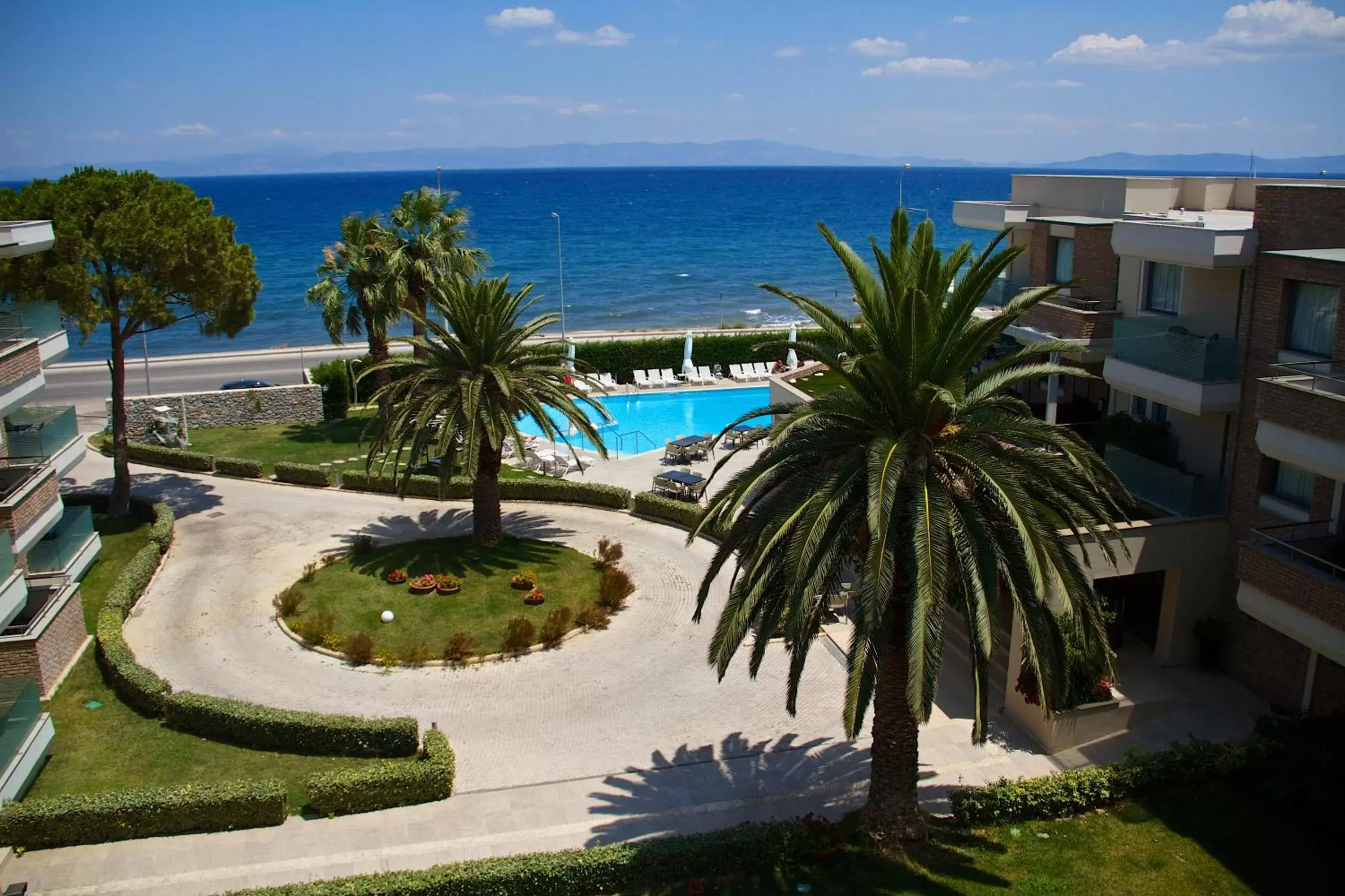 Beach, Pool View in Elysion Hotel