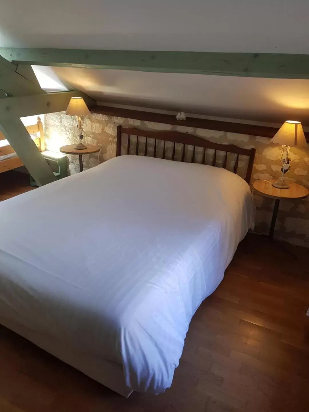 Bedroom, Bed in La Bonne Note