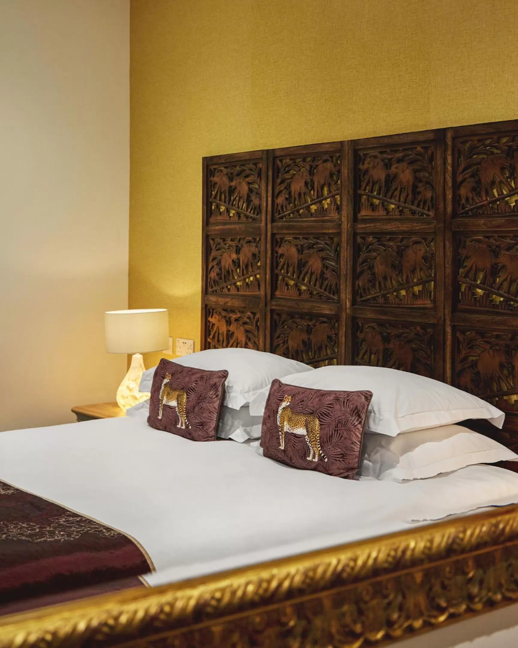 Bedroom, Bed in The Royal Adelaide Hotel