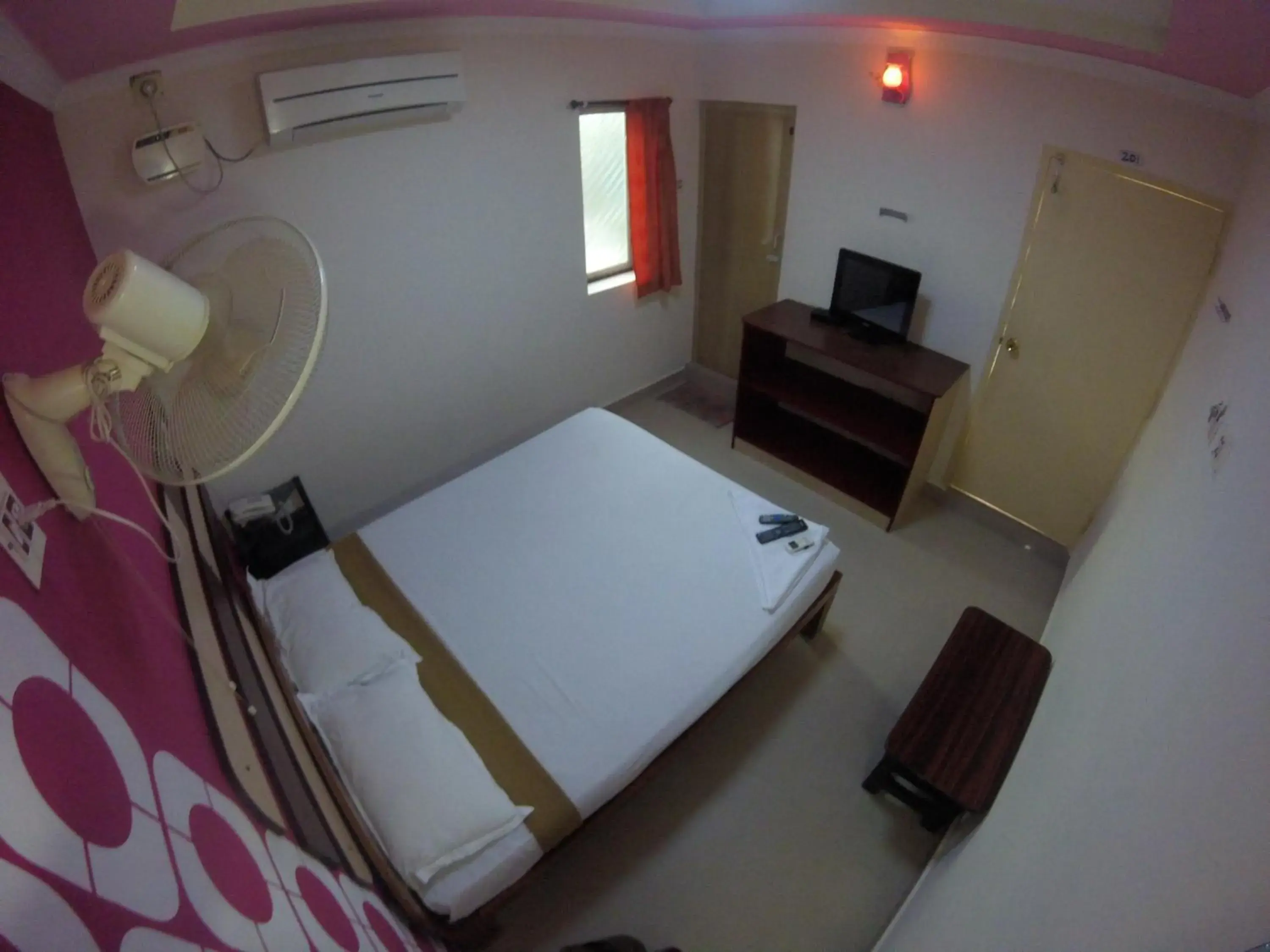 Bed in Just Guest House