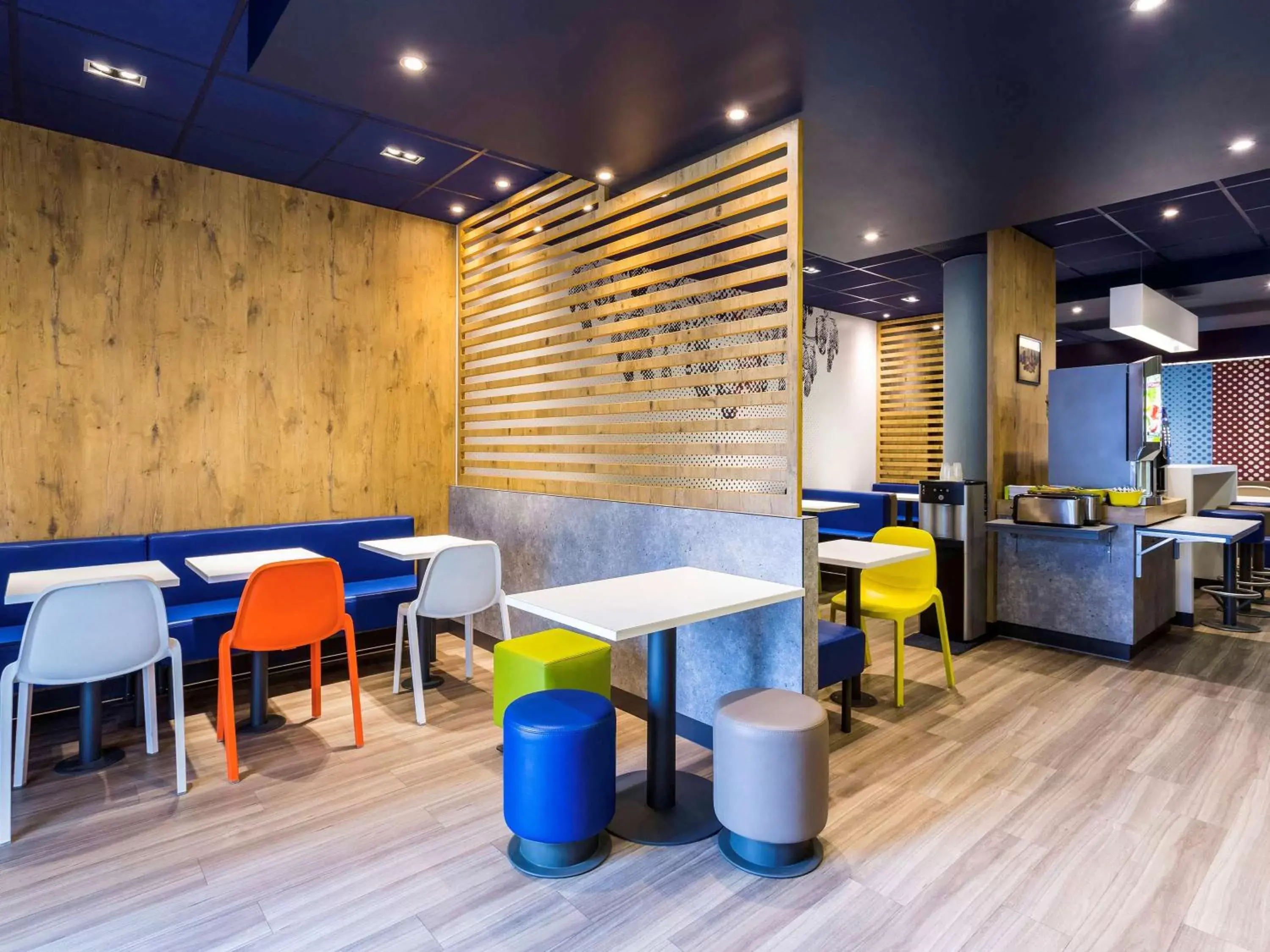 Restaurant/places to eat in ibis budget Bordeaux Centre - Gare Saint Jean Restaurant/places to eat in ibis budget Bordeaux Centre - Gare Saint Jean