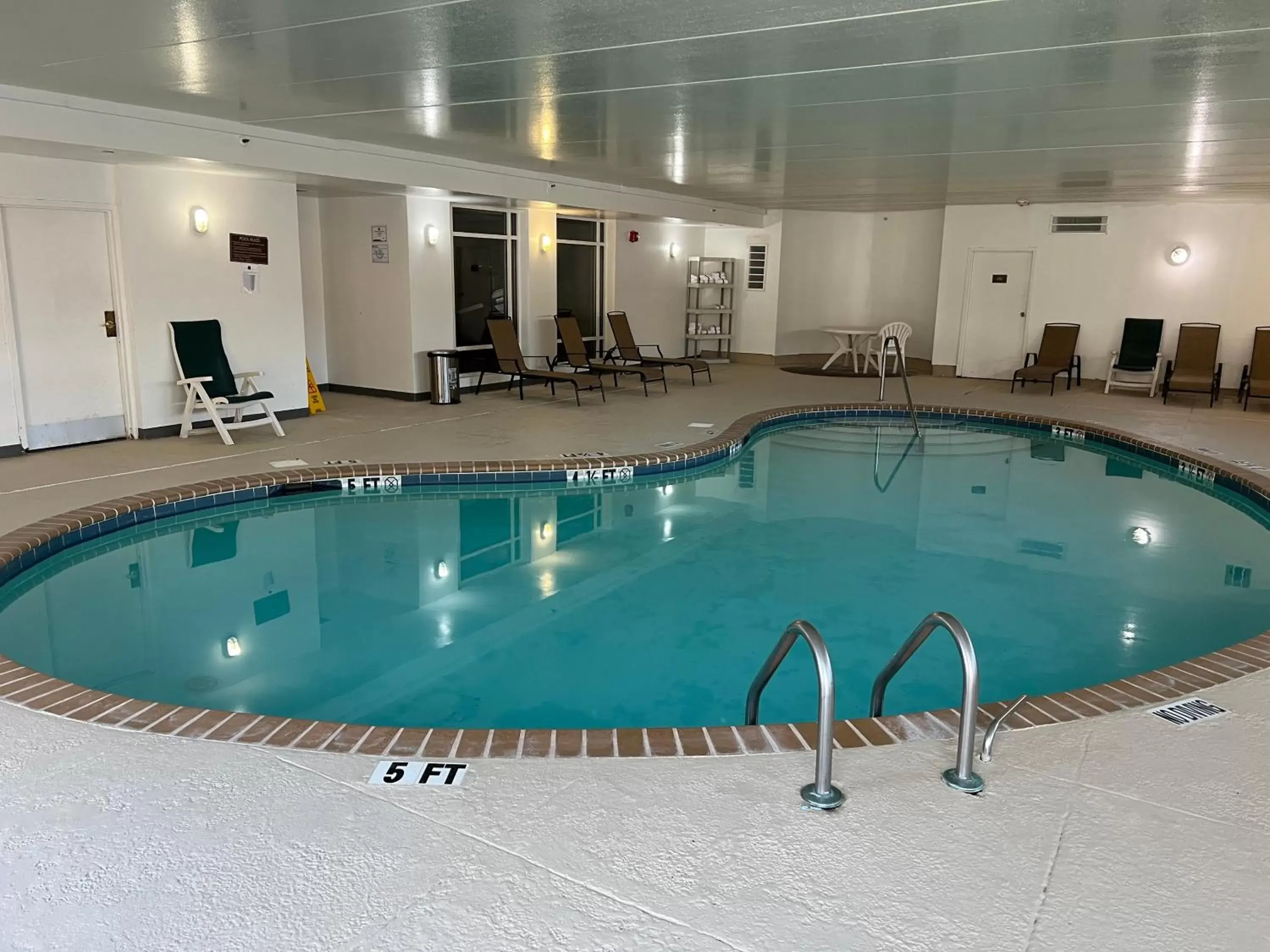 Swimming Pool in Comfort Suites Near Casinos Norwich-Uncasville