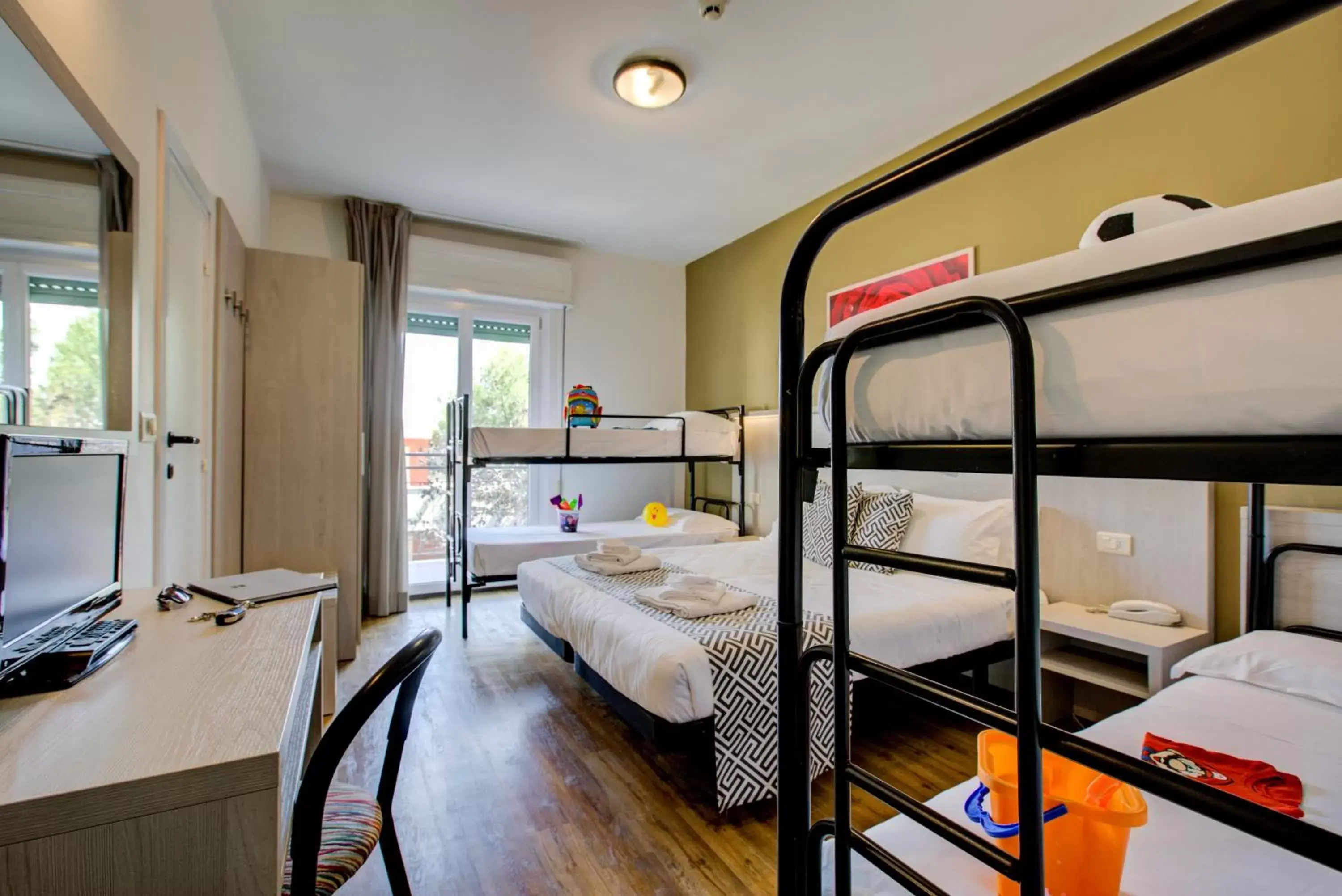 Bunk Bed in Hotel Christian Ideale Per Famiglie