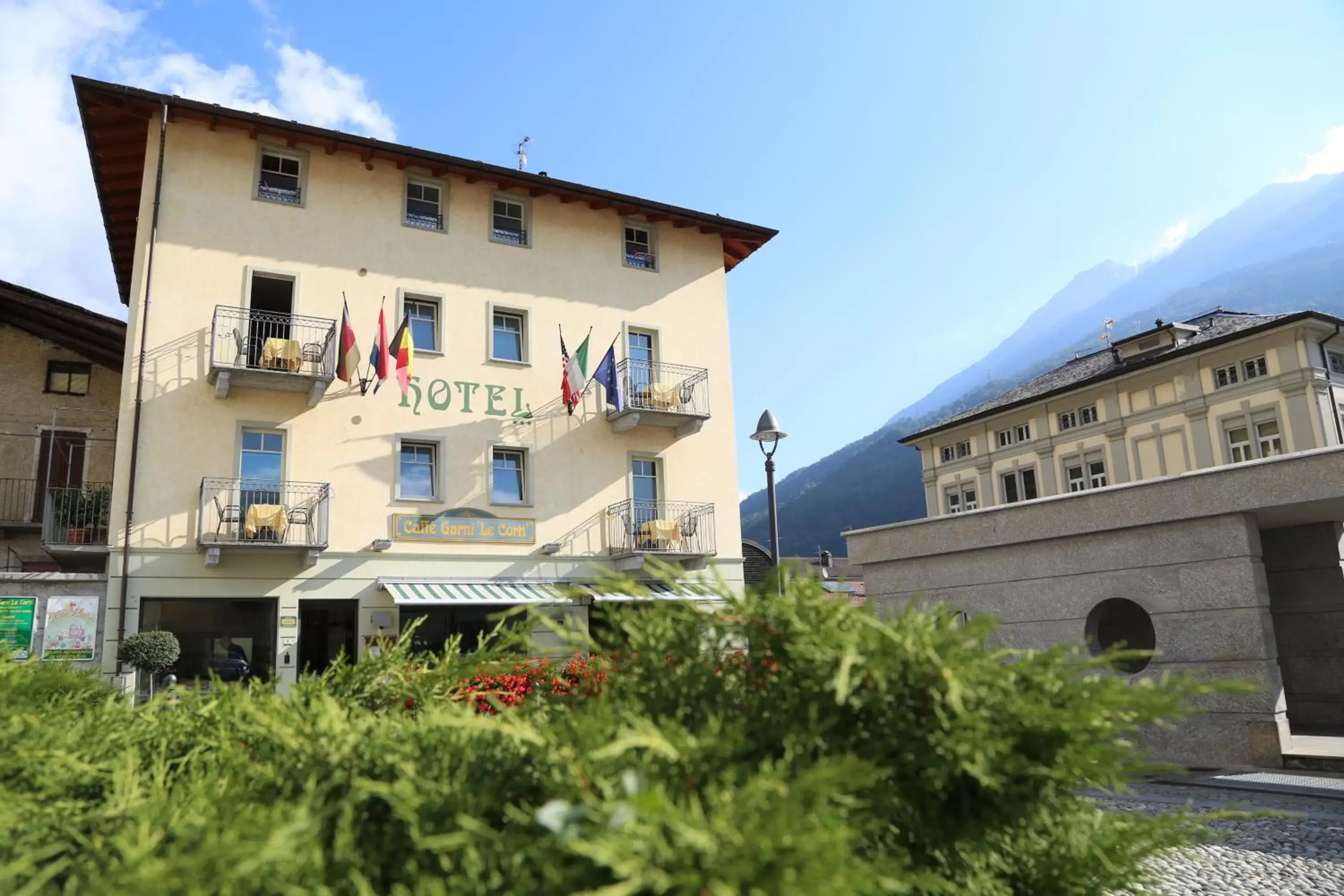 Facade/entrance, Property Building in Hotel Garni Le Corti