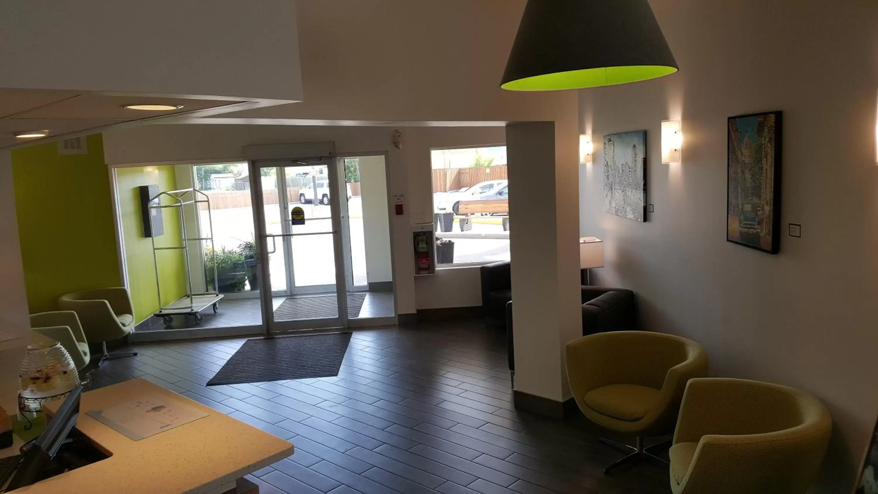 Lobby or reception in Super 8 by Wyndham Winnipeg West Lobby or reception in Super 8 by Wyndham Winnipeg West