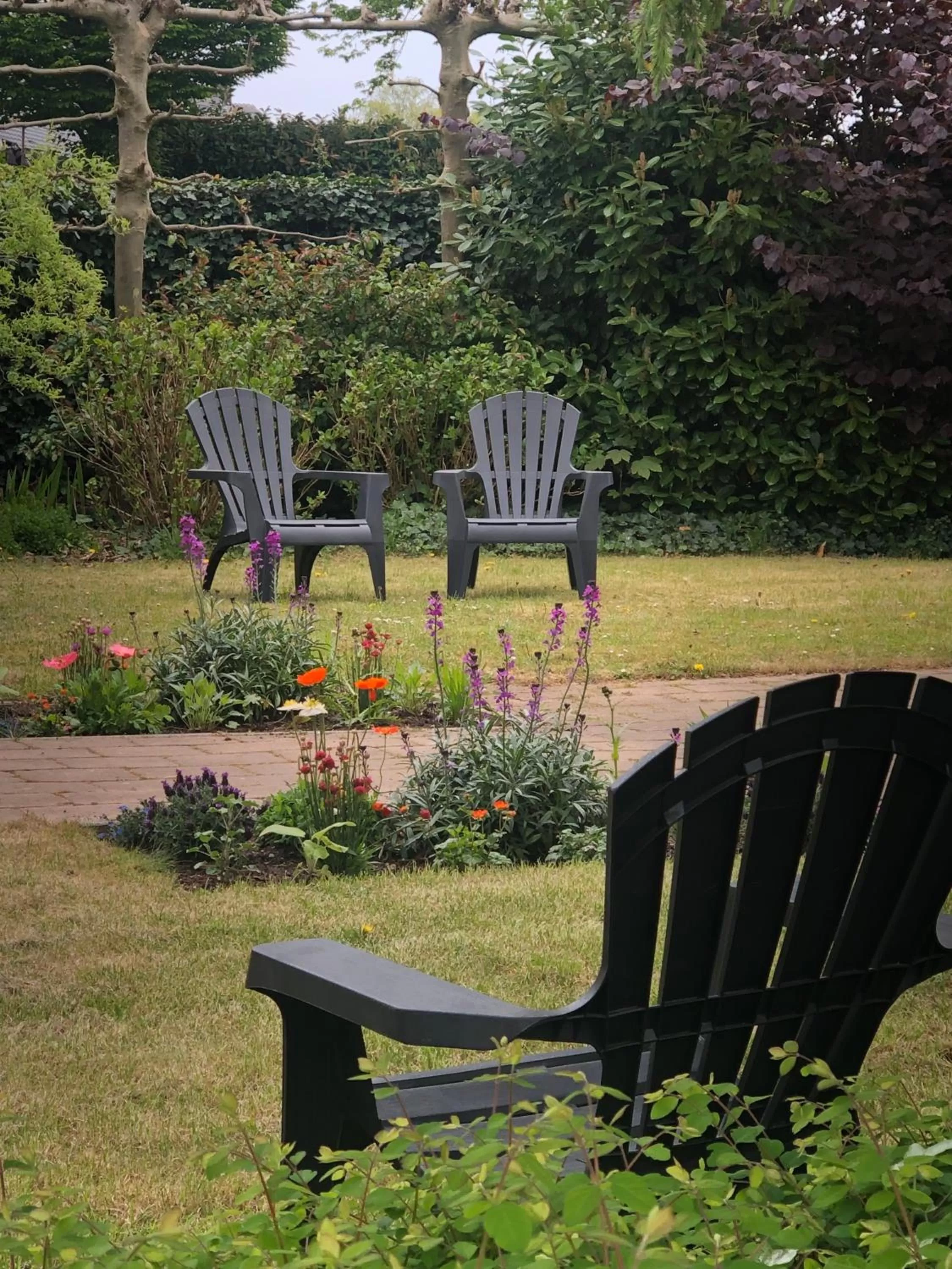 Garden in het opgemaakte bed