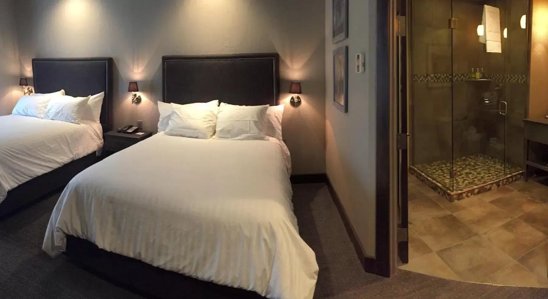 Photo of the whole room, Room Photo in Firebrand Hotel