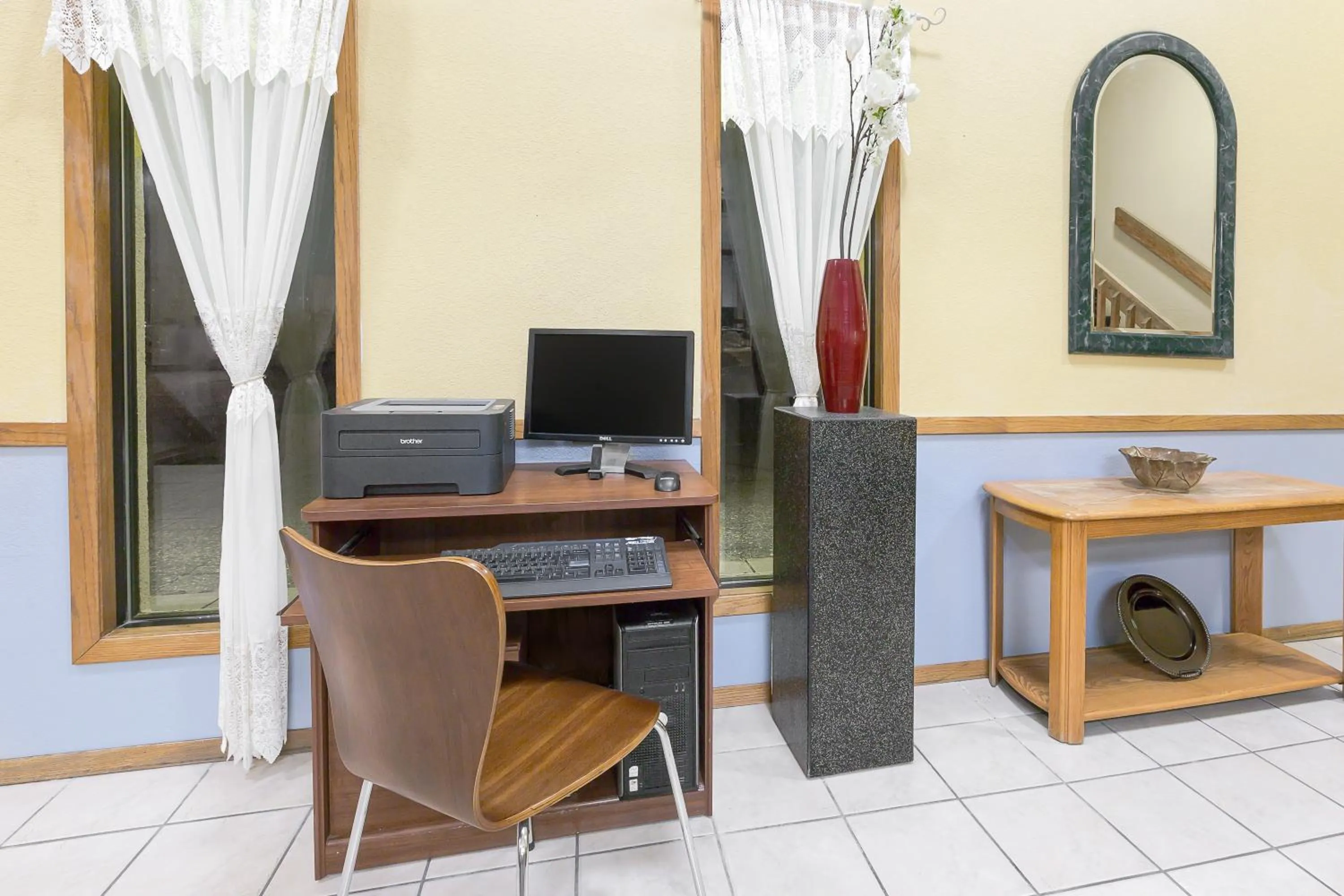 Business facilities in Super 8 by Wyndham Norfolk