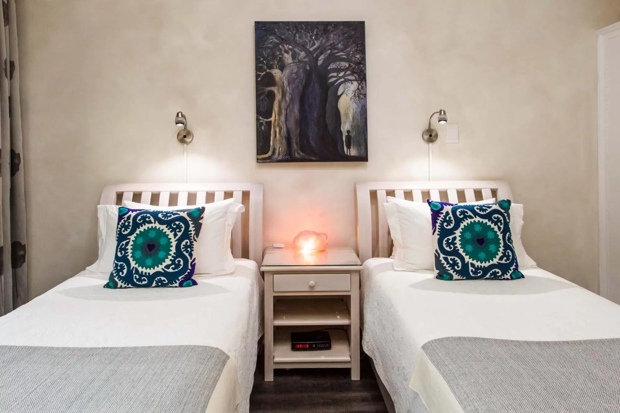 Bedroom, Bed in Miles B&B Guest House