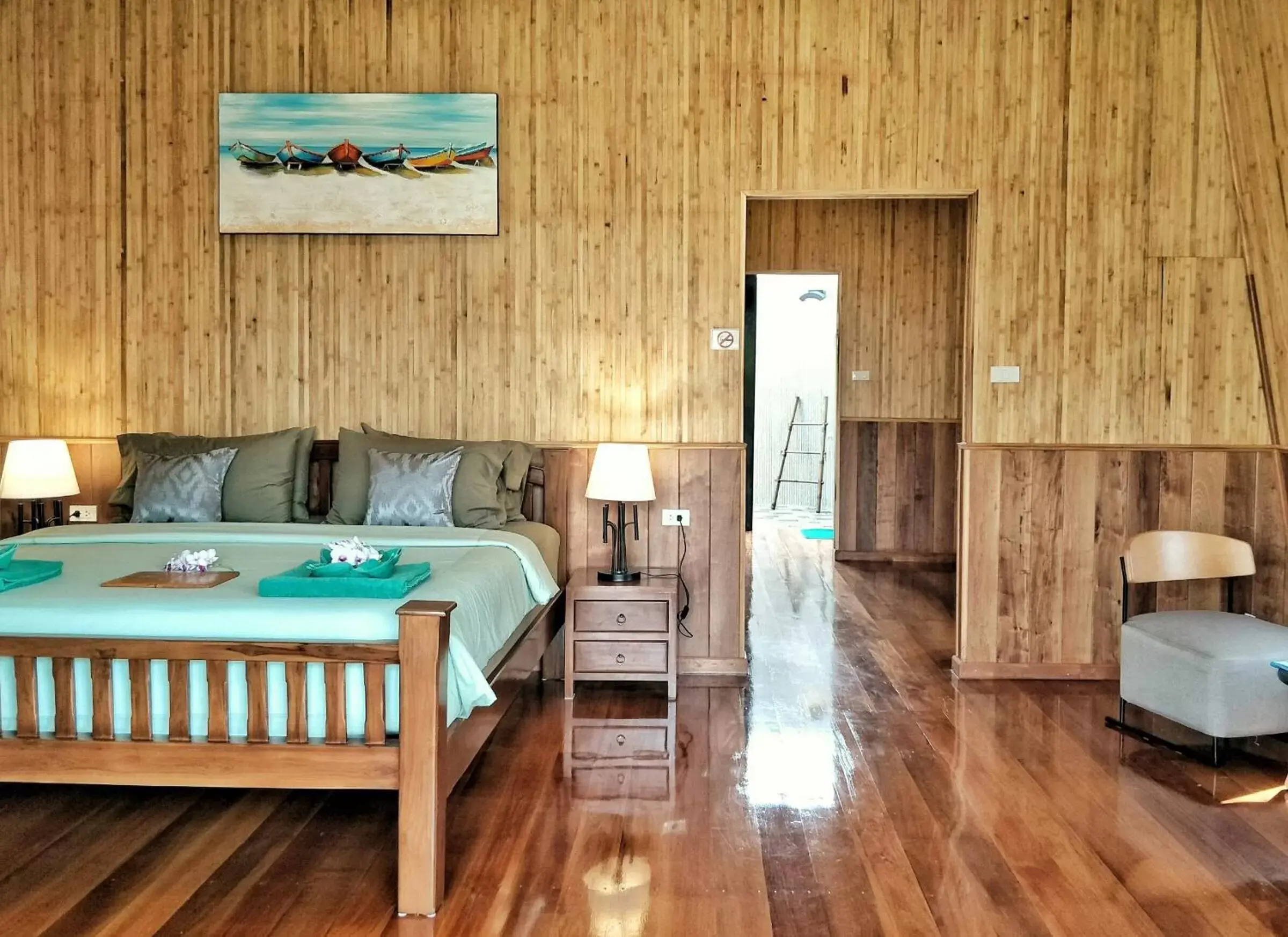 Bed in Koh Kood Beach Resort Bed in Koh Kood Beach Resort