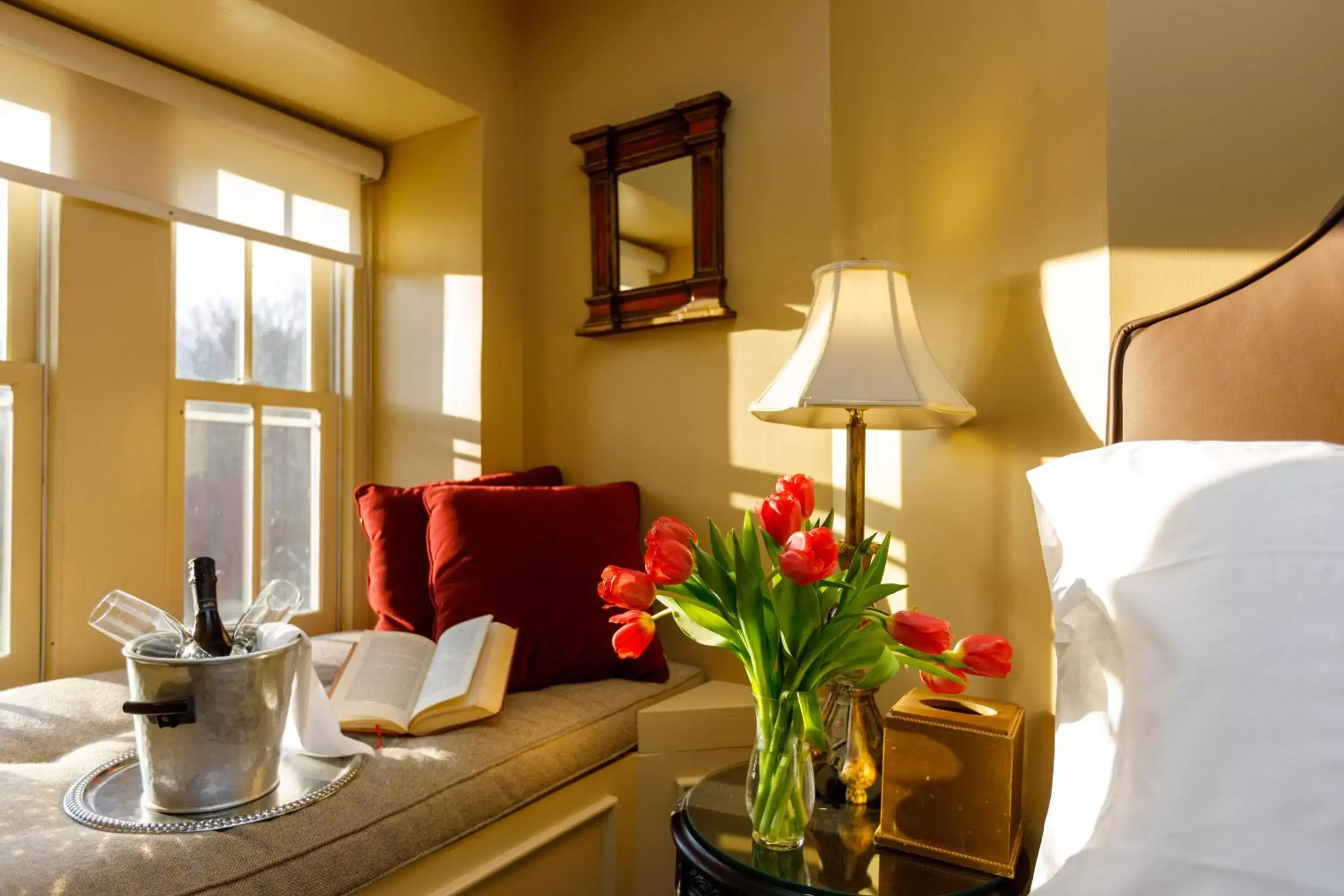 Seating area in Woolverton Inn