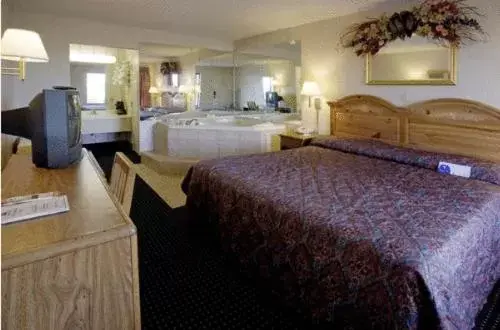 Photo of the whole room, Bed in Americas Best Value Inn & Suites in Murfreesboro