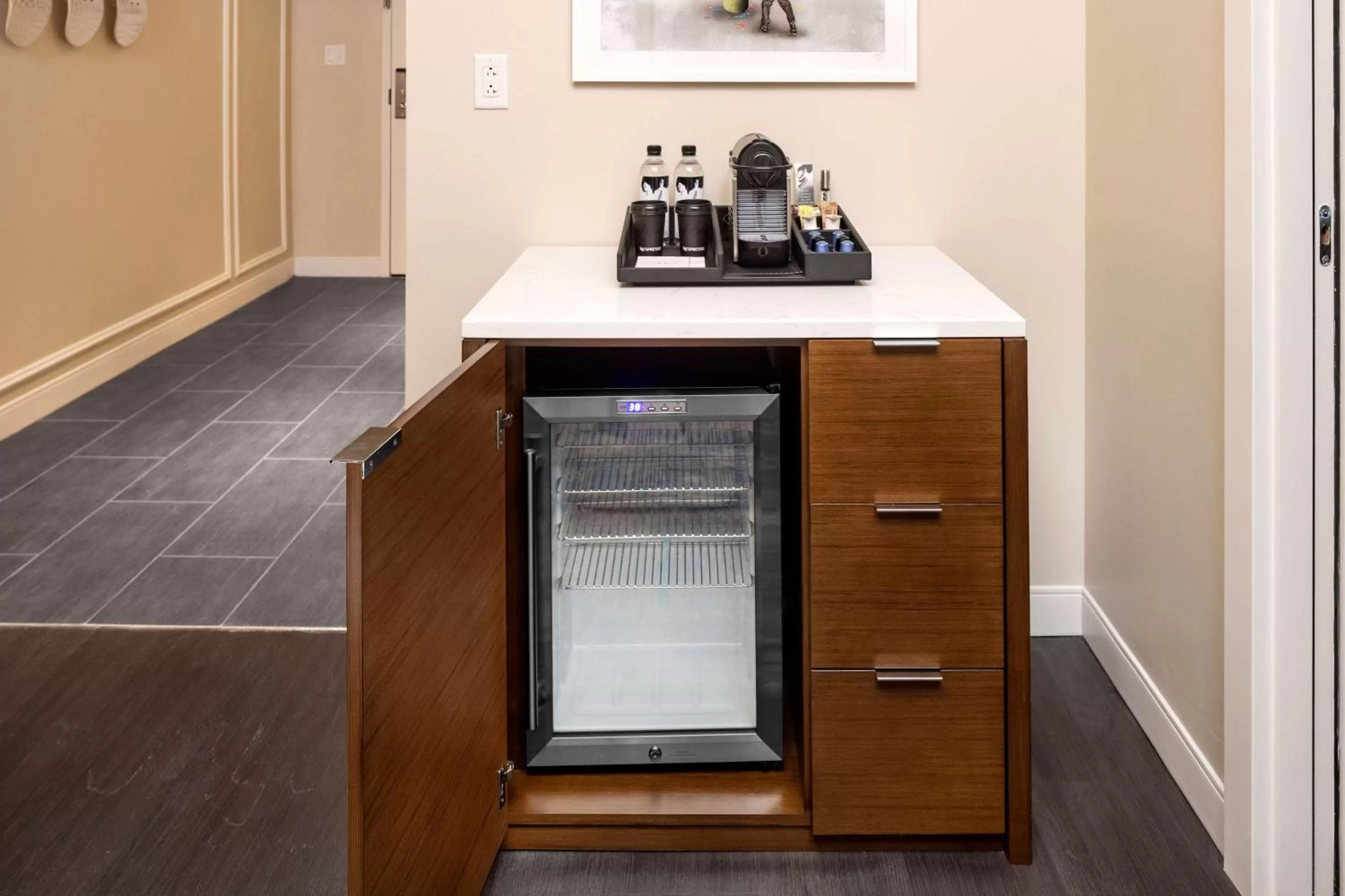 Photo of the whole room in Hilton Club The Quin New York