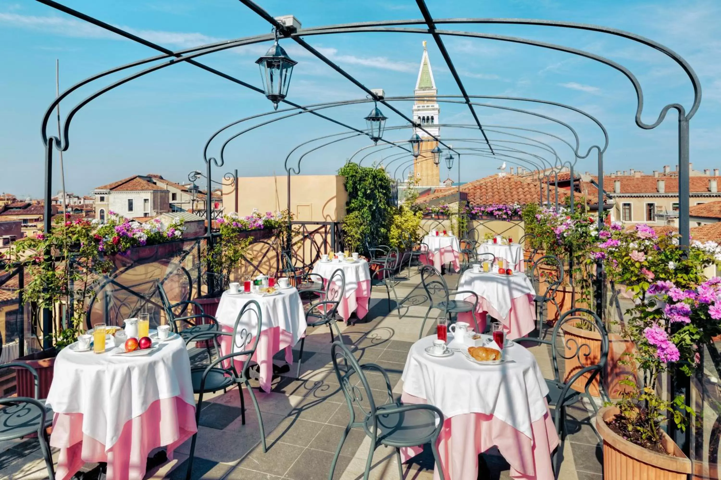 Balcony/Terrace, Restaurant/Places to Eat in Hotel Firenze