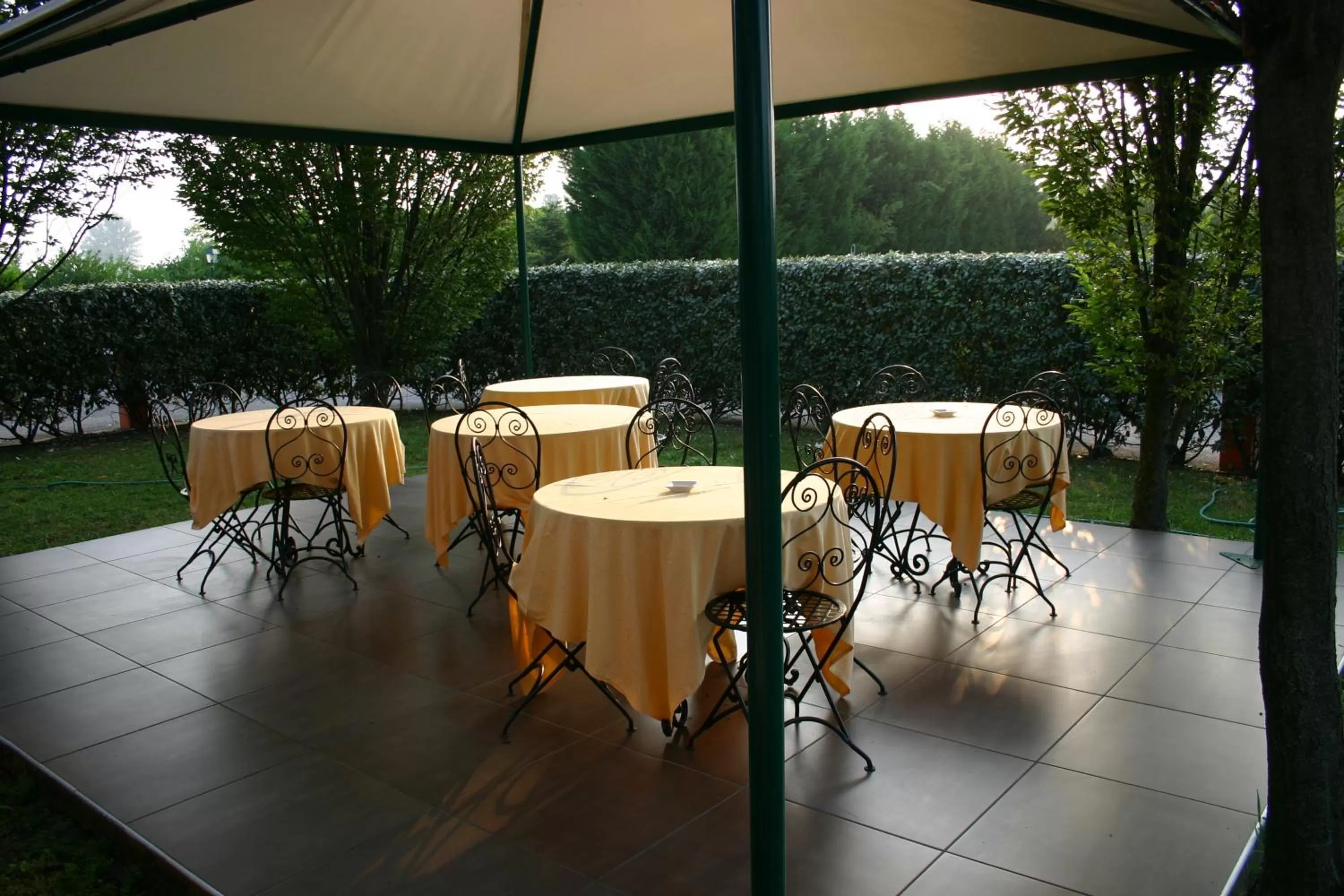 Patio in Hotel Don Carlo