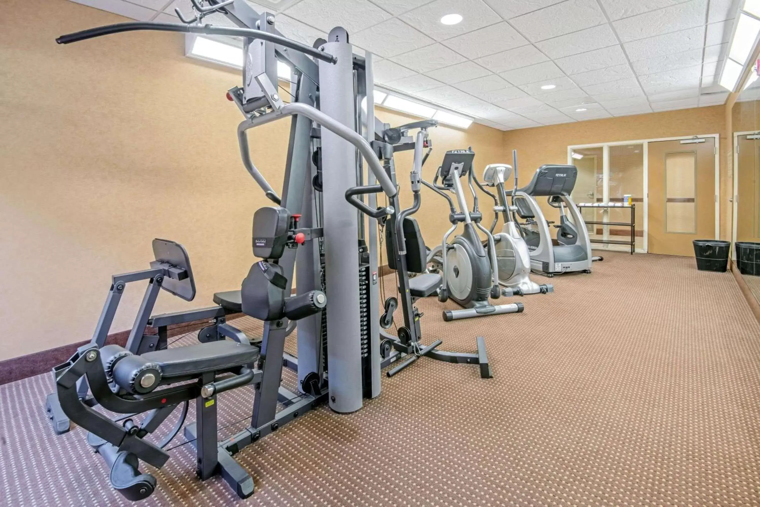 Fitness centre/facilities, Fitness Center/Facilities in La Quinta by Wyndham Lawton / Fort Sill