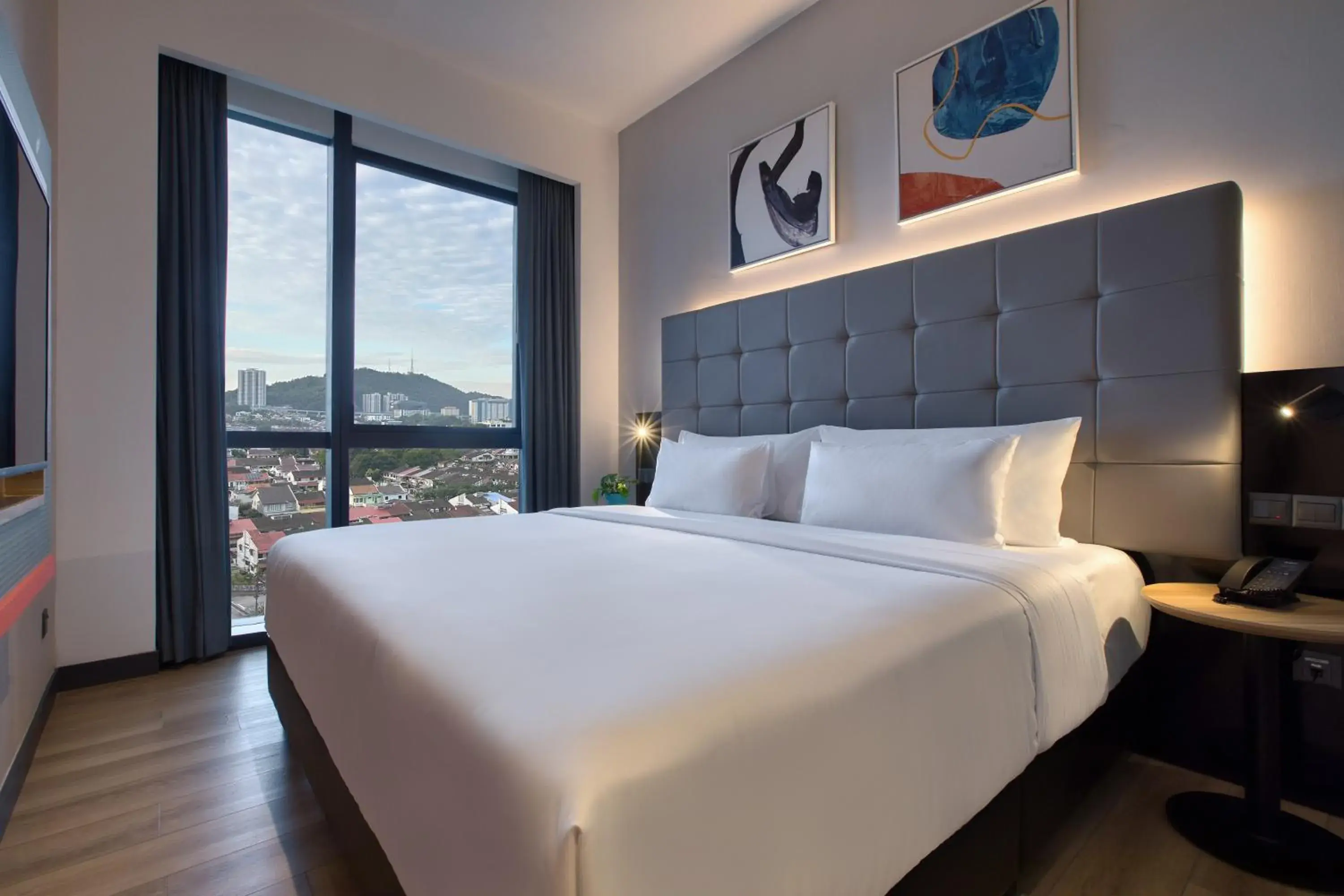 View (from property/room), Bed in INNSiDE by Meliá Kuala Lumpur