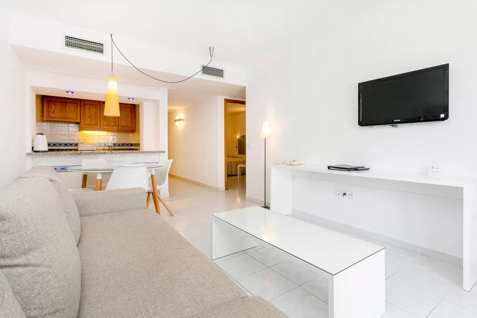 Living room in Aparthotel Duquesa Playa