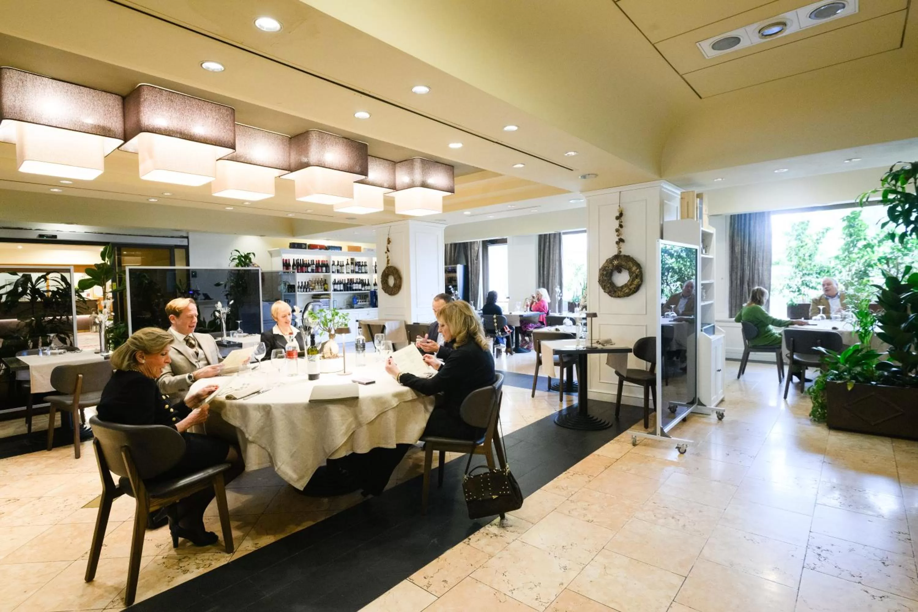 Restaurant/places to eat in Art Hotel Museo