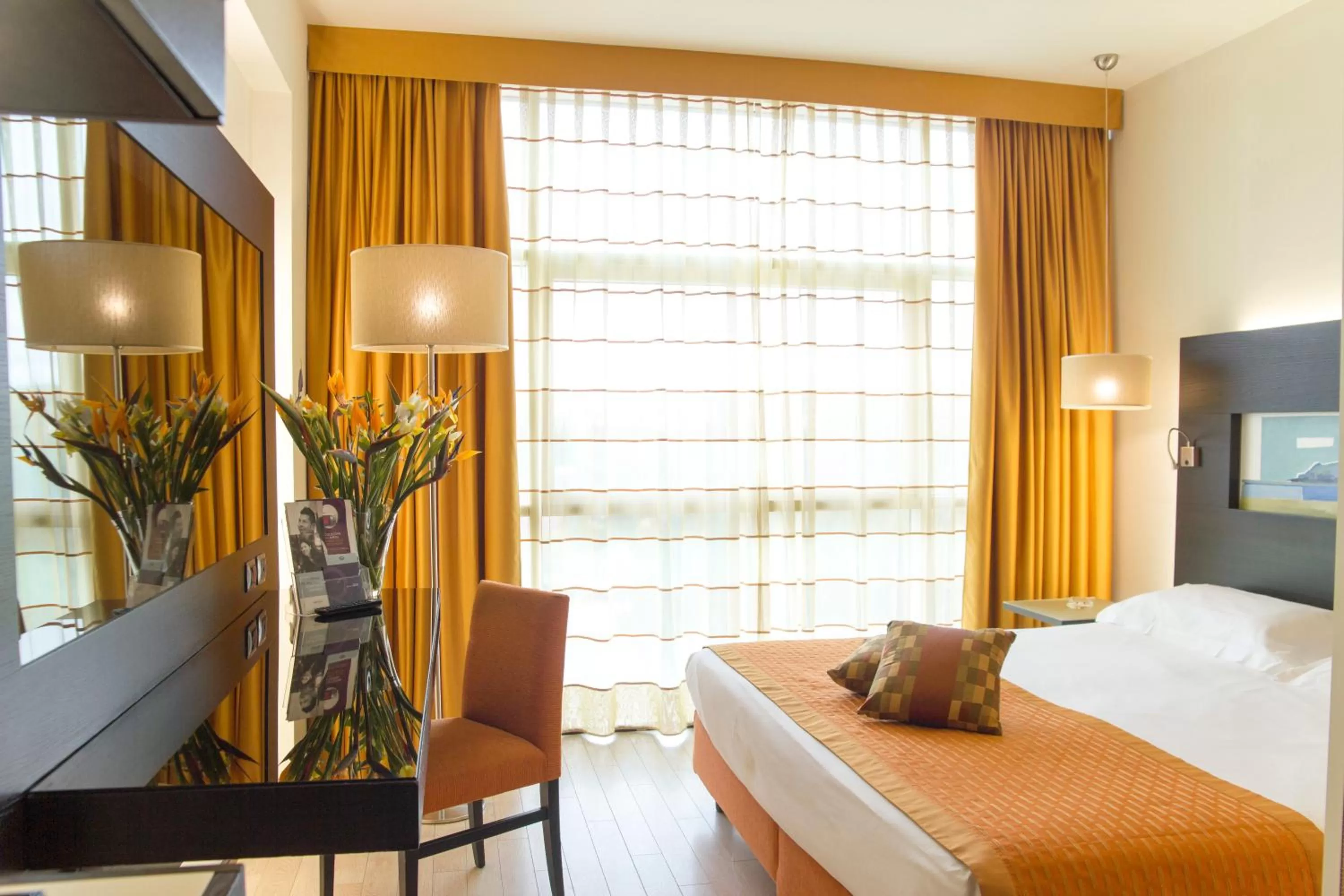 Photo of the whole room, Bed in Hotel Mercure Siracusa