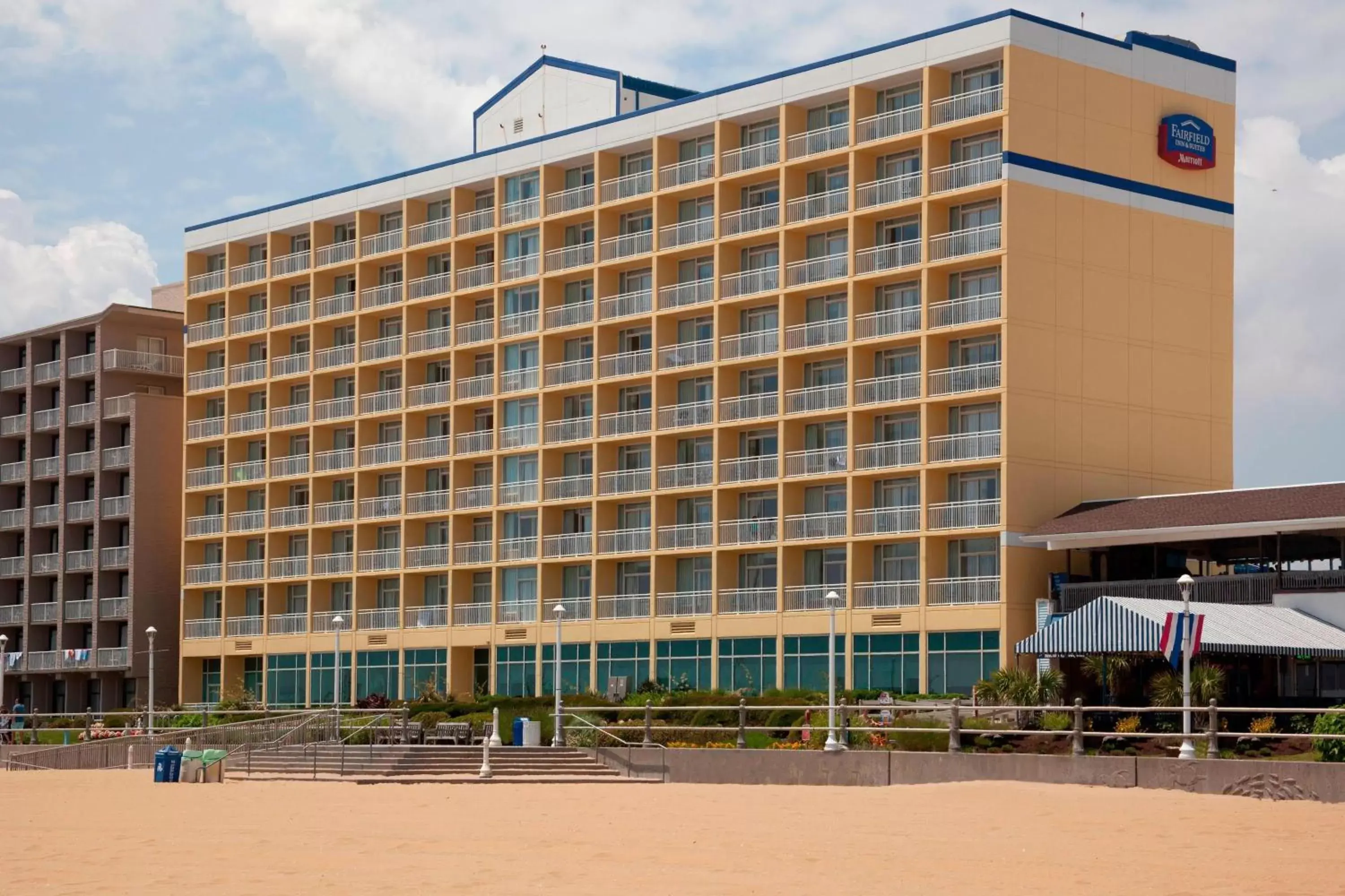 Property Building in Fairfield Inn & Suites by Marriott Virginia Beach Oceanfront