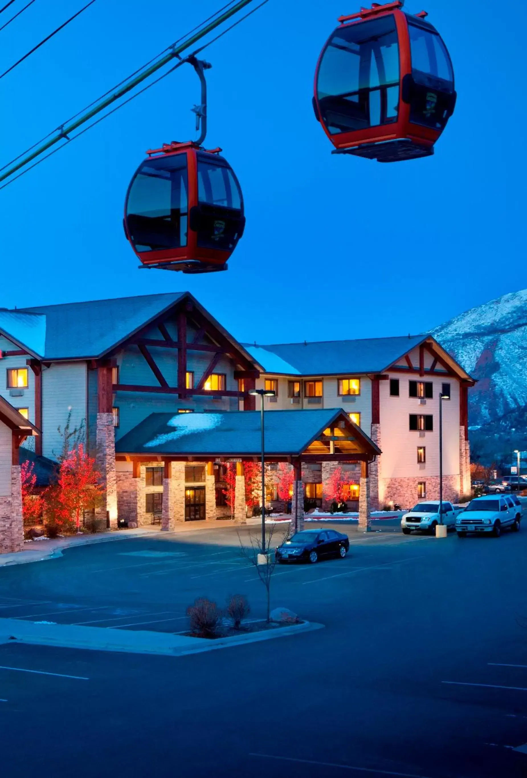 Swimming pool, Property Building in Hotel Glenwood Springs