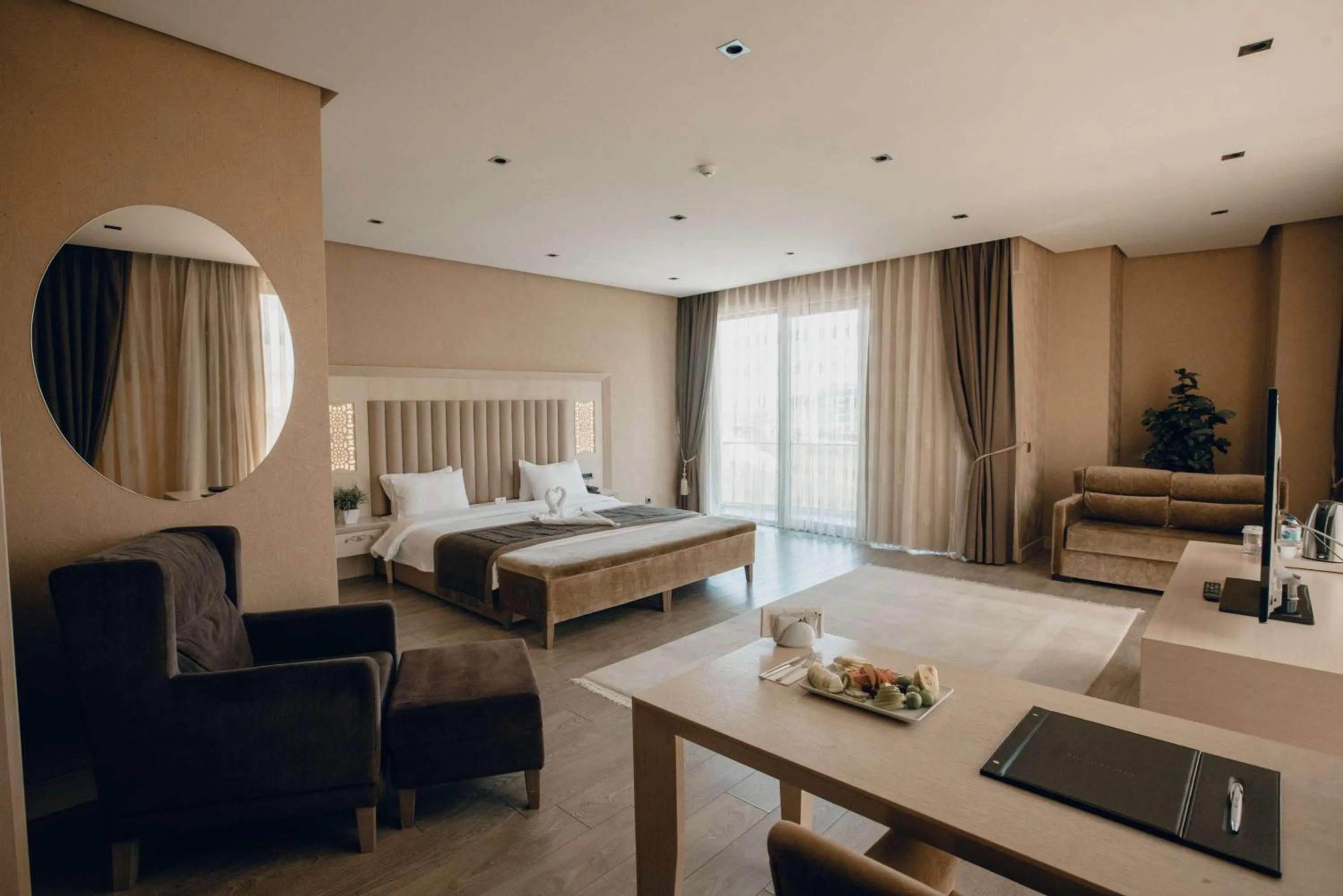 Suite - single occupancy in Hilly Hotel