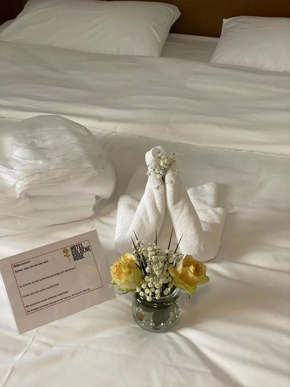 Decorative detail, Bed in Hotel Goldene Rose