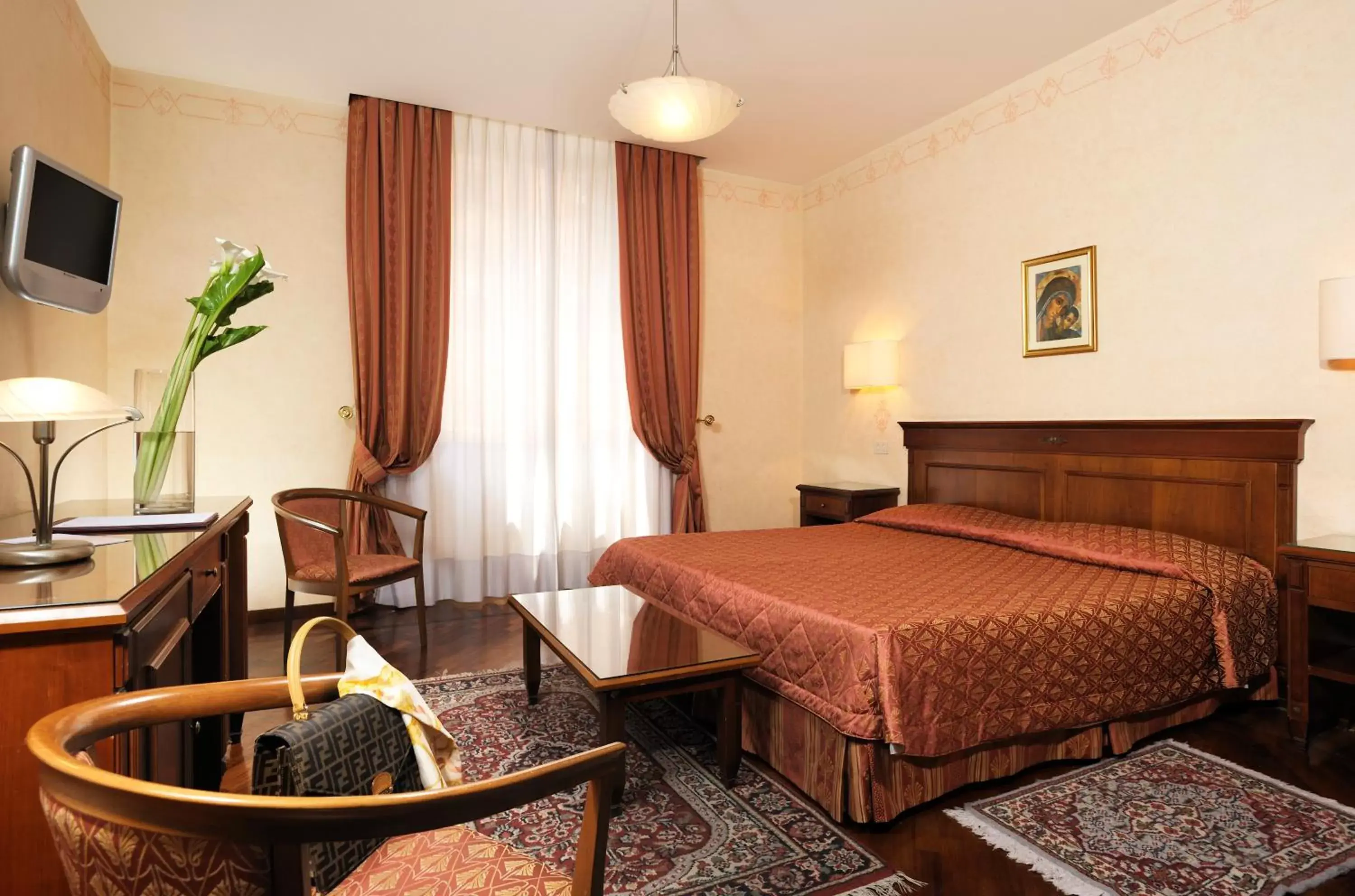 Photo of the whole room, Bed in Hotel Torino