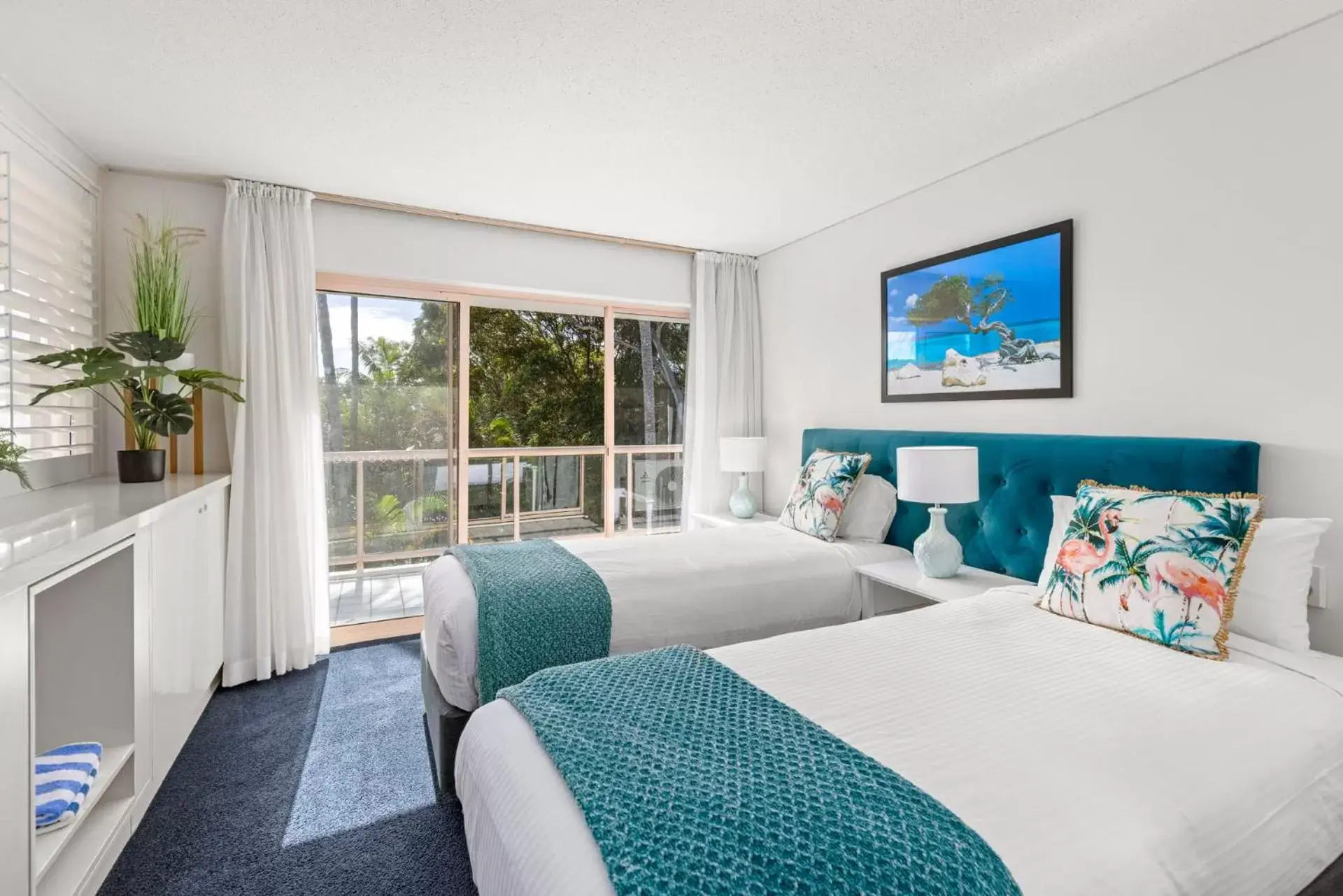 Bedroom, Bed in Pacific Bay Resort