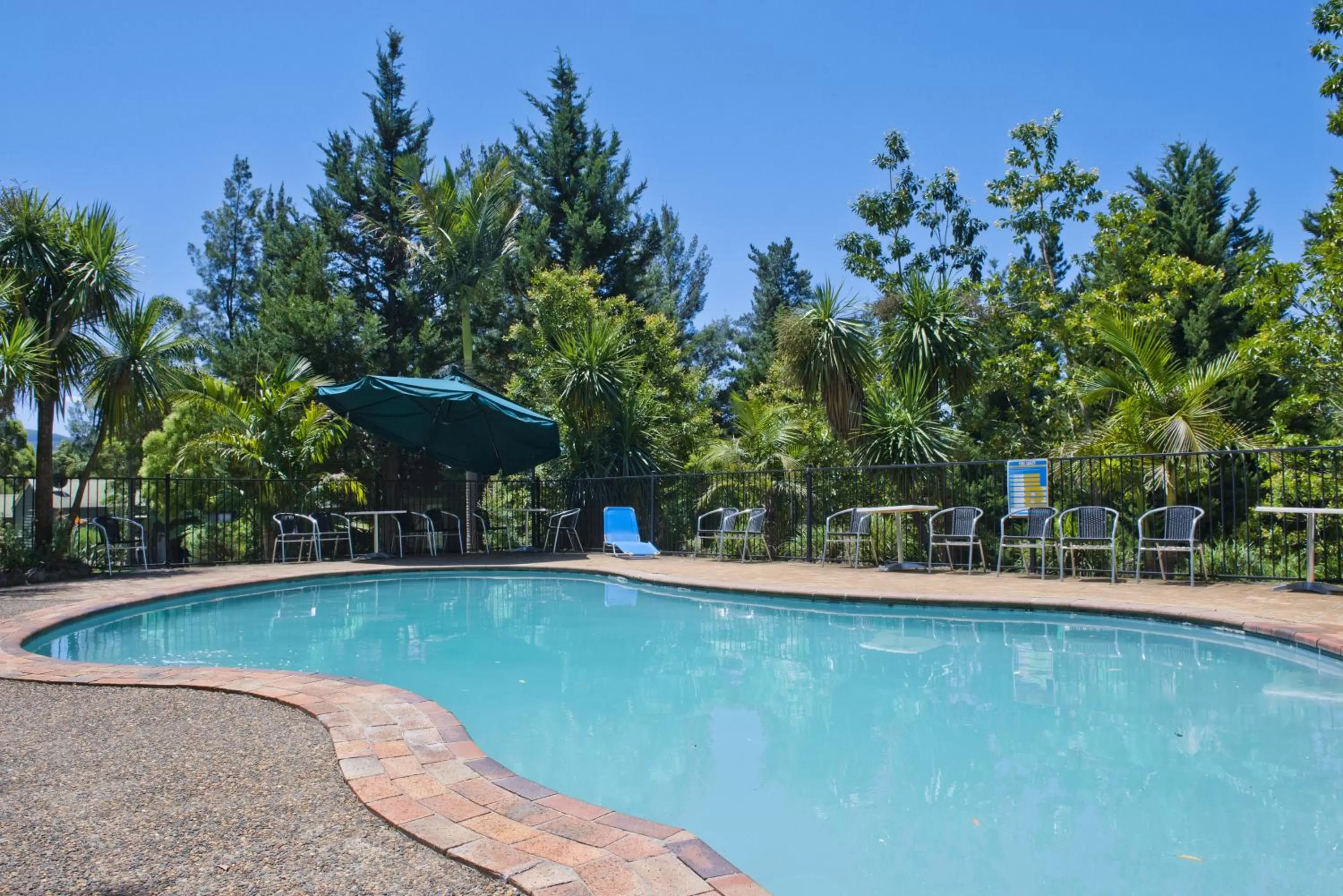 Swimming pool in Kangaroo Valley Golf and Country Retreat