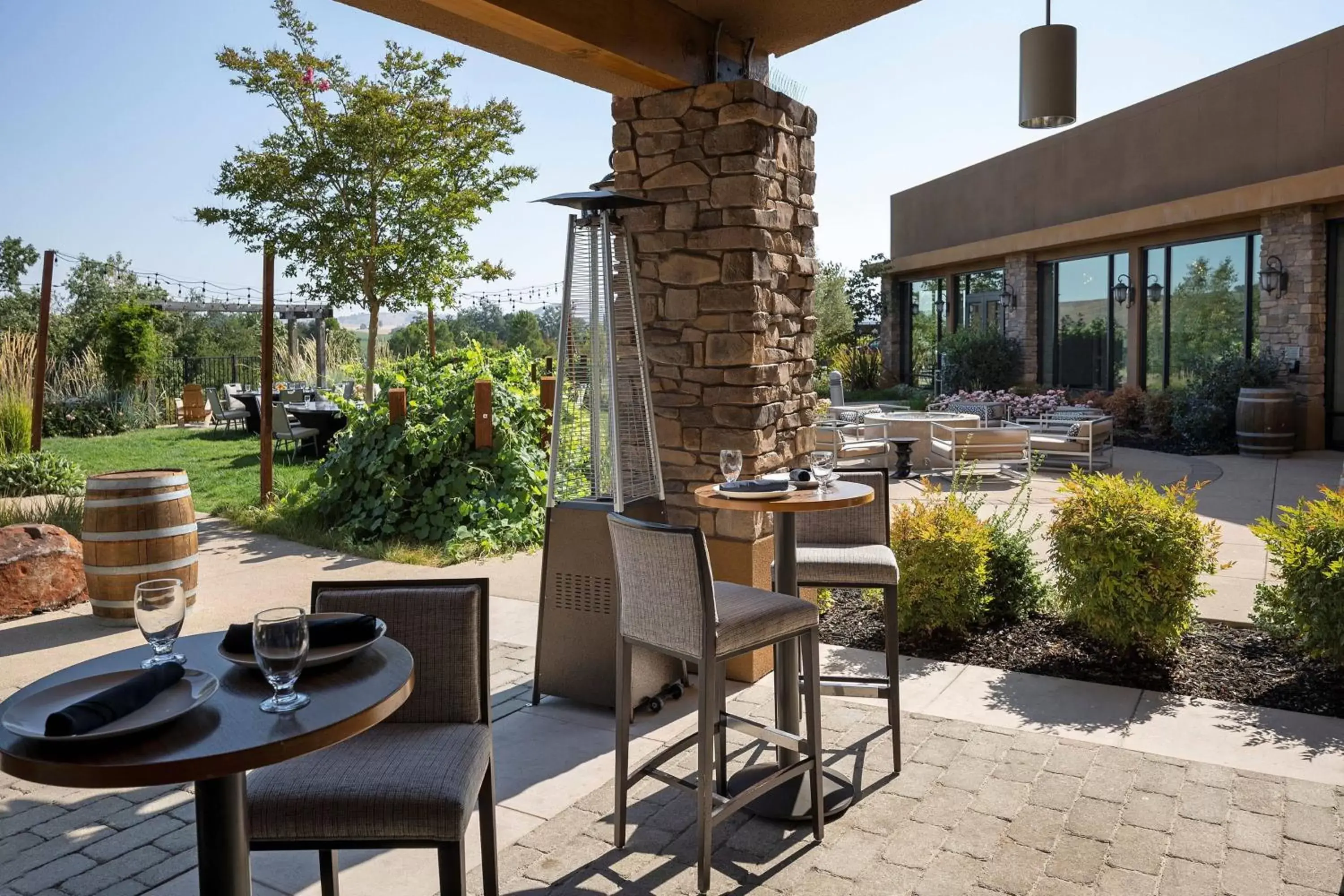 Restaurant/places to eat in SpringHill Suites by Marriott Paso Robles Atascadero